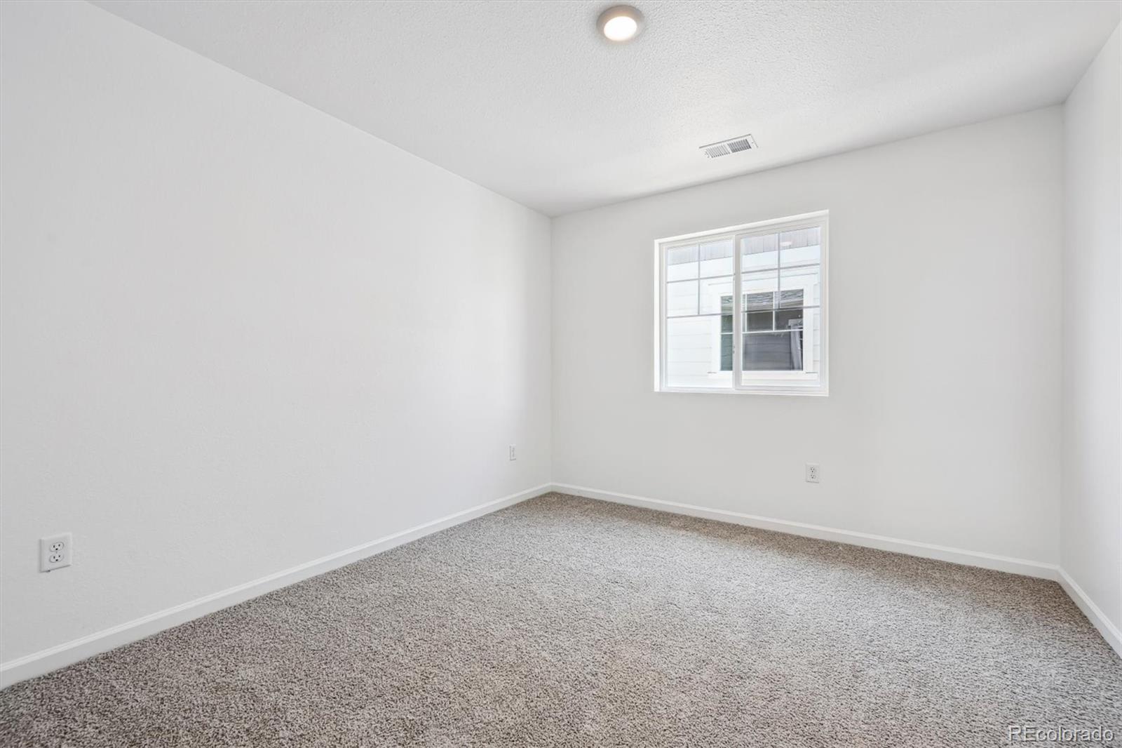MLS Image #15 for 300  smith avenue,keenesburg, Colorado