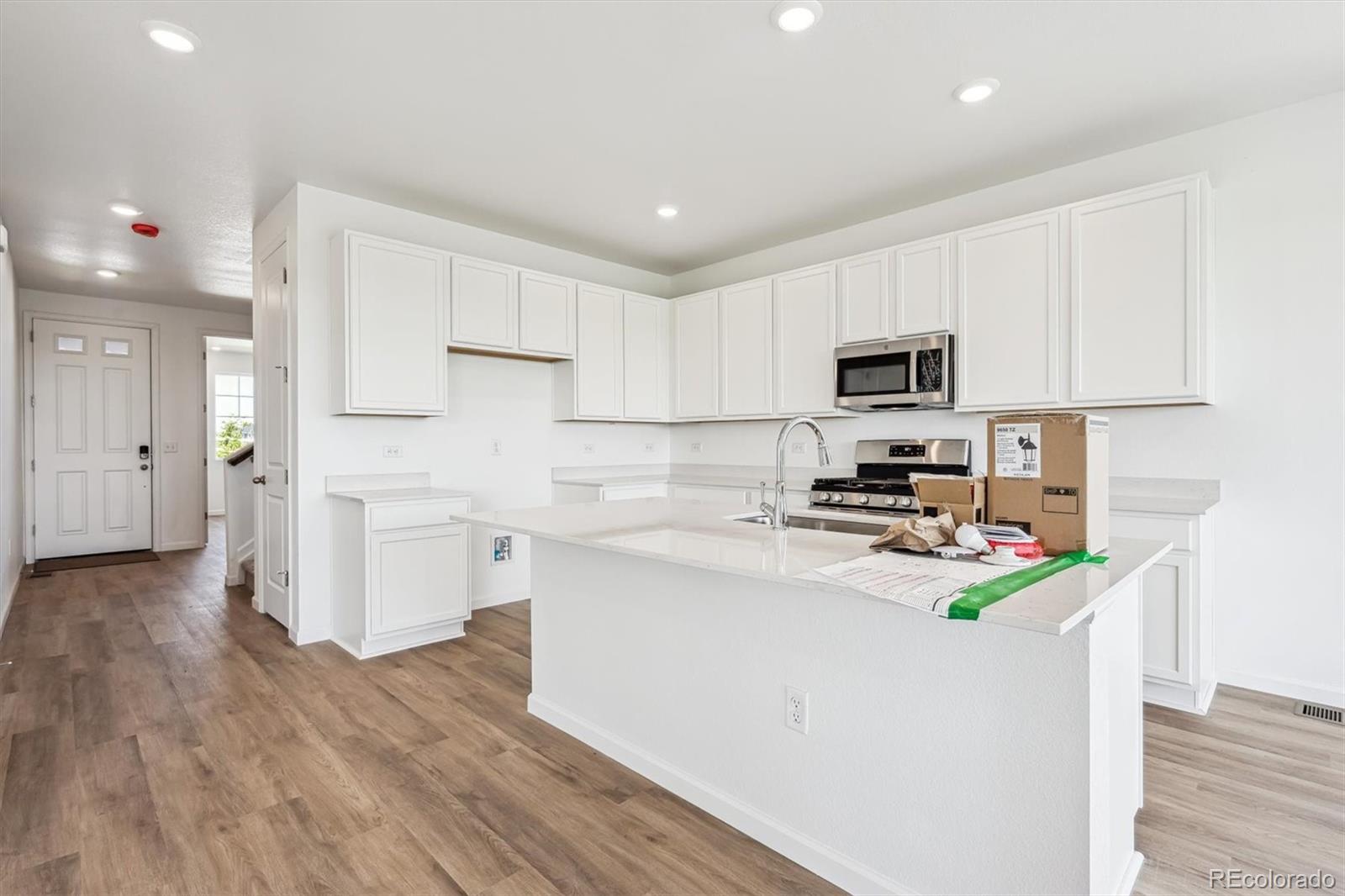 MLS Image #5 for 300  smith avenue,keenesburg, Colorado
