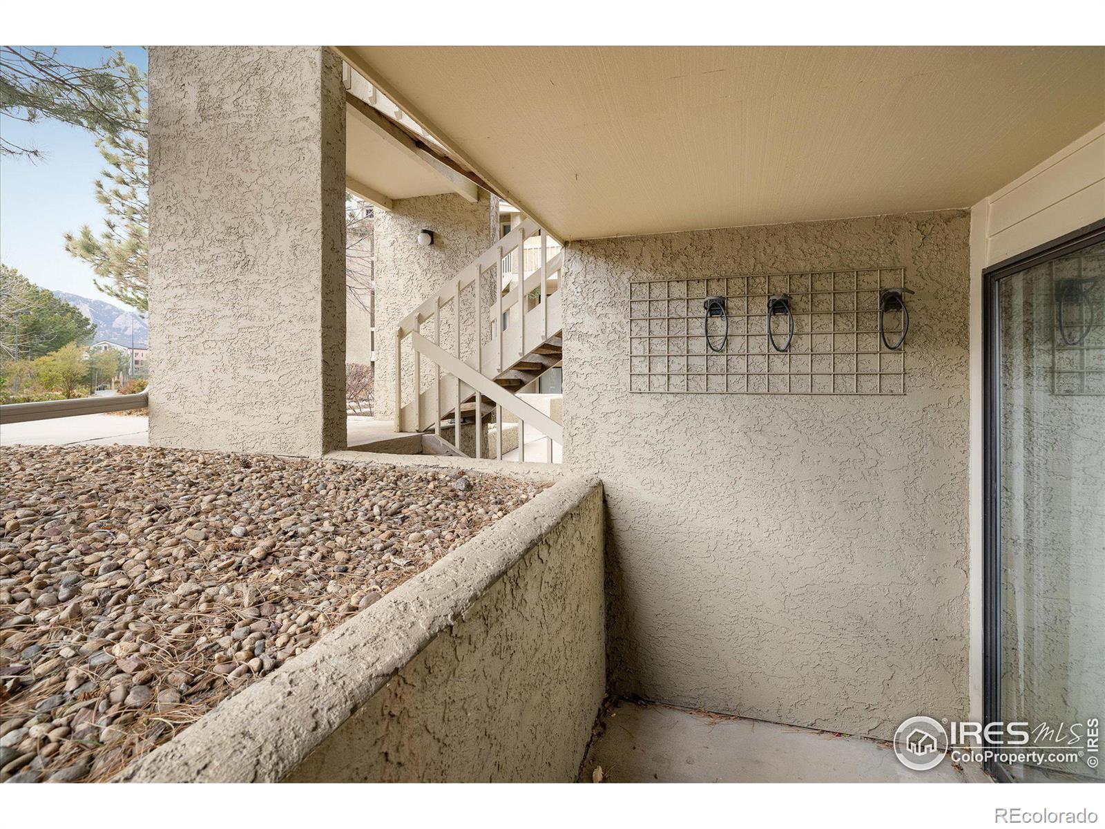 MLS Image #4 for 60 s boulder circle,boulder, Colorado