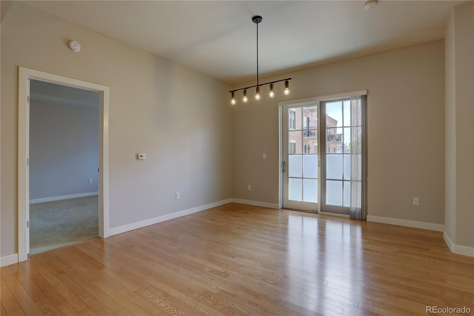 MLS Image #10 for 410  acoma street,denver, Colorado