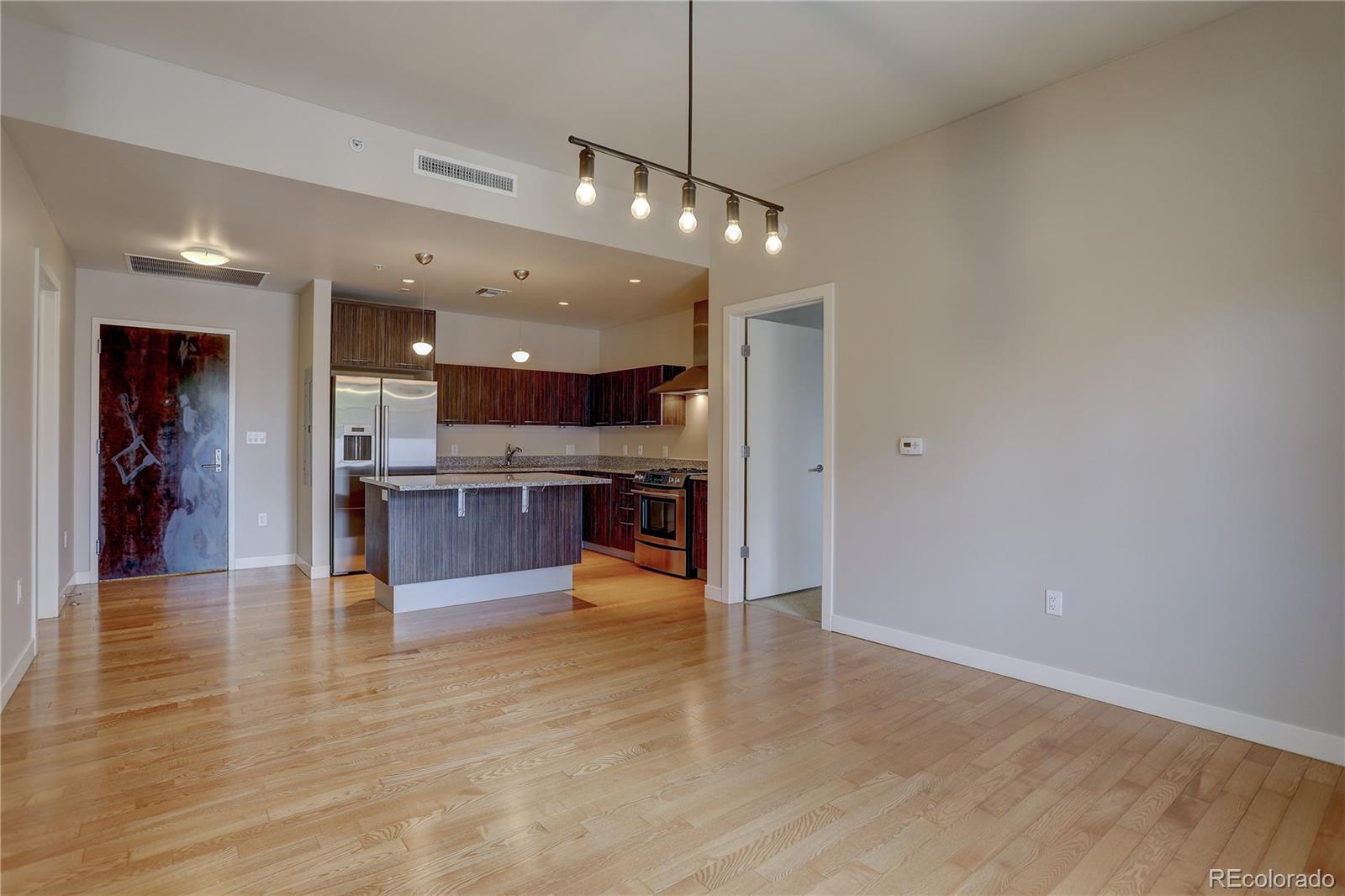 MLS Image #12 for 410  acoma street,denver, Colorado