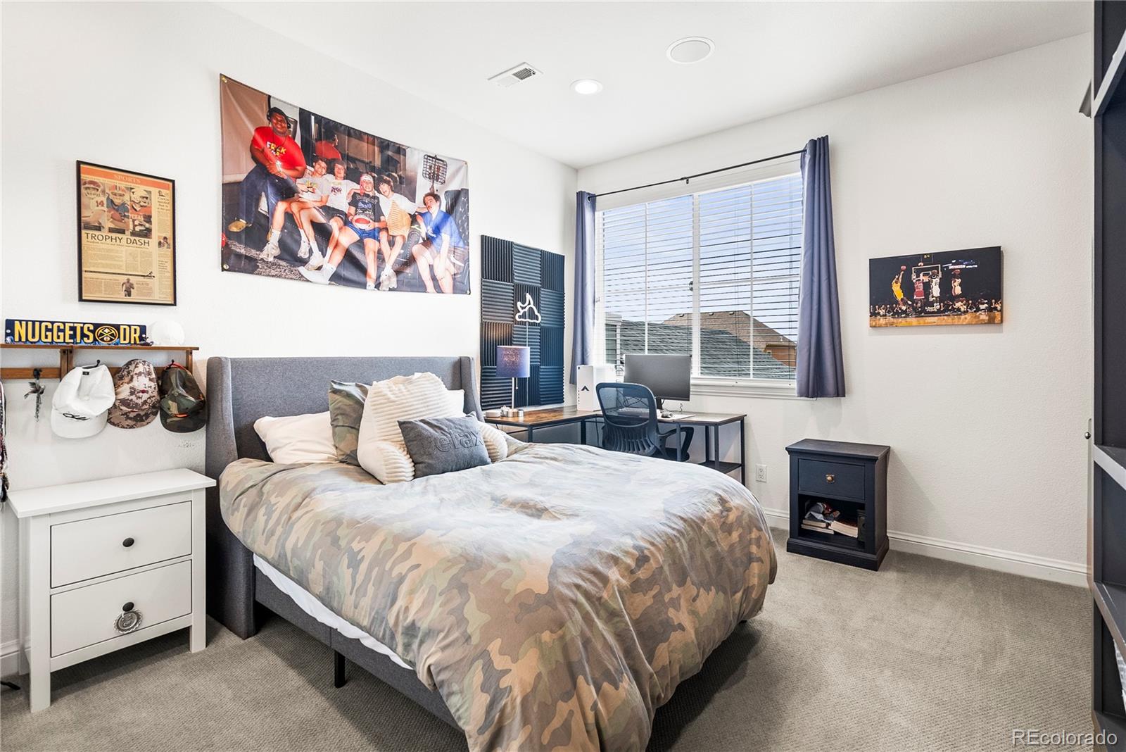 MLS Image #24 for 9237 e 4th place,denver, Colorado