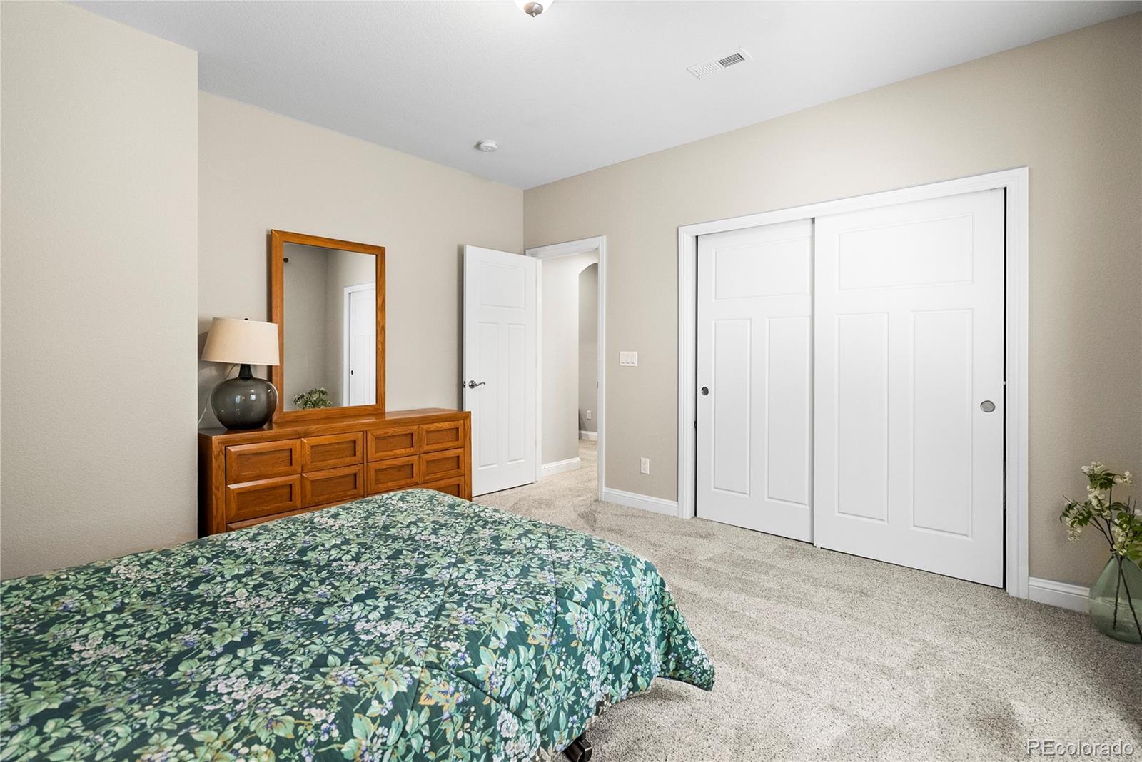 MLS Image #35 for 9237 e 4th place,denver, Colorado
