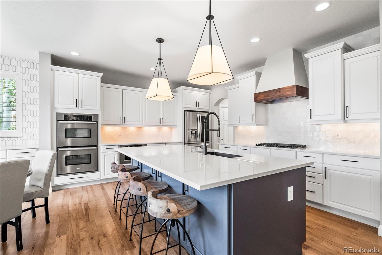 MLS Image #9 for 9237 e 4th place,denver, Colorado