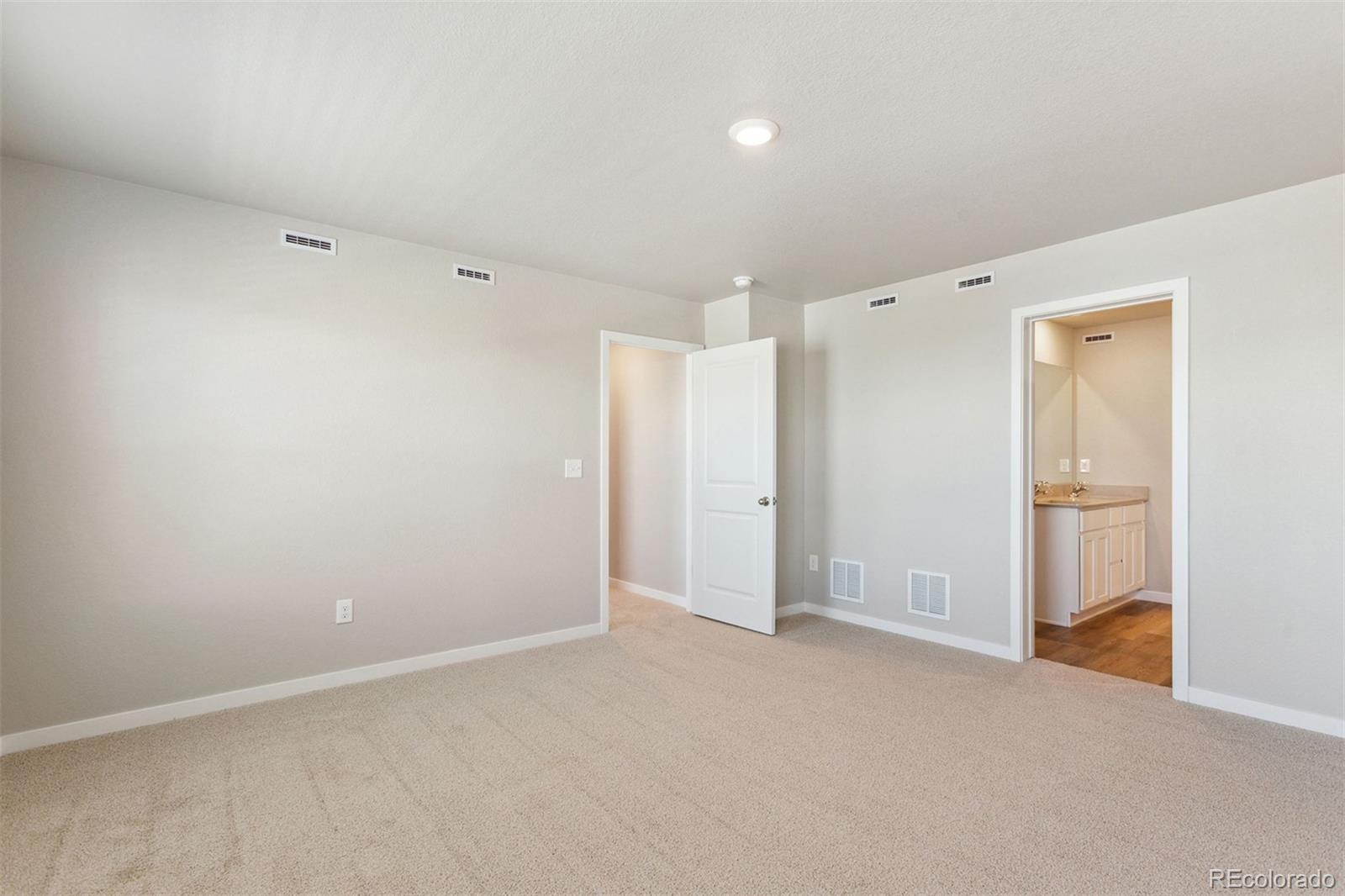 MLS Image #5 for 48255  shetland drive,bennett, Colorado