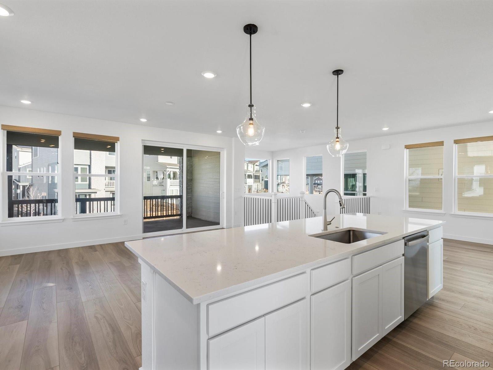 MLS Image #3 for 928  farrier lane,lafayette, Colorado