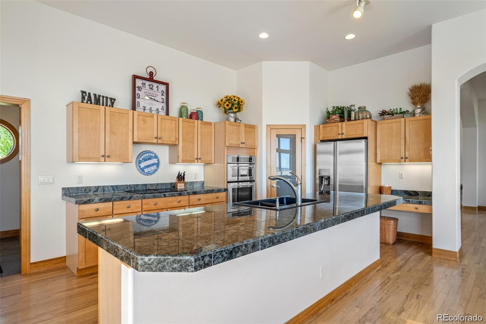 MLS Image #17 for 10985  ambush rock ,littleton, Colorado