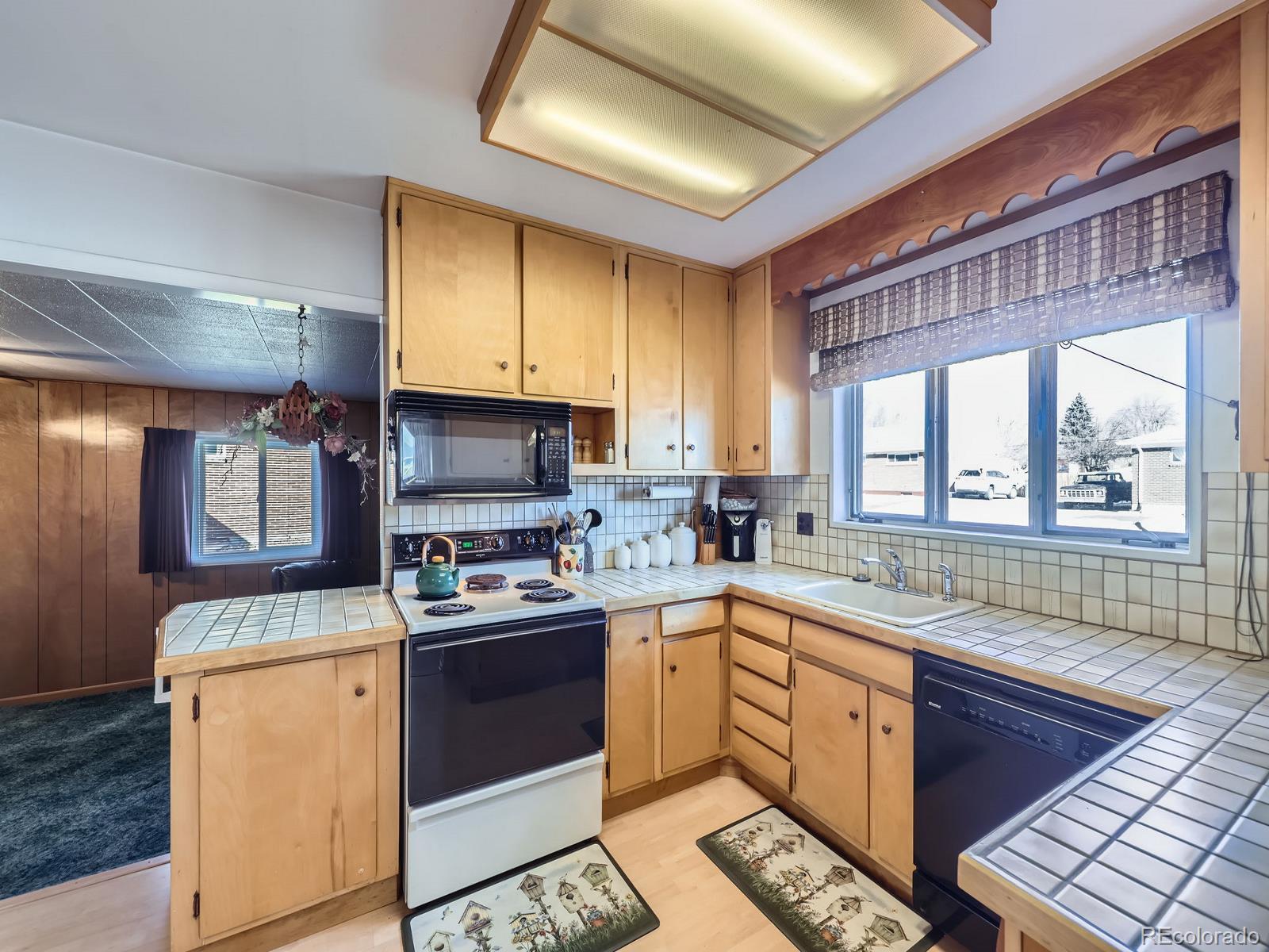 MLS Image #10 for 2220 w 73rd place,denver, Colorado