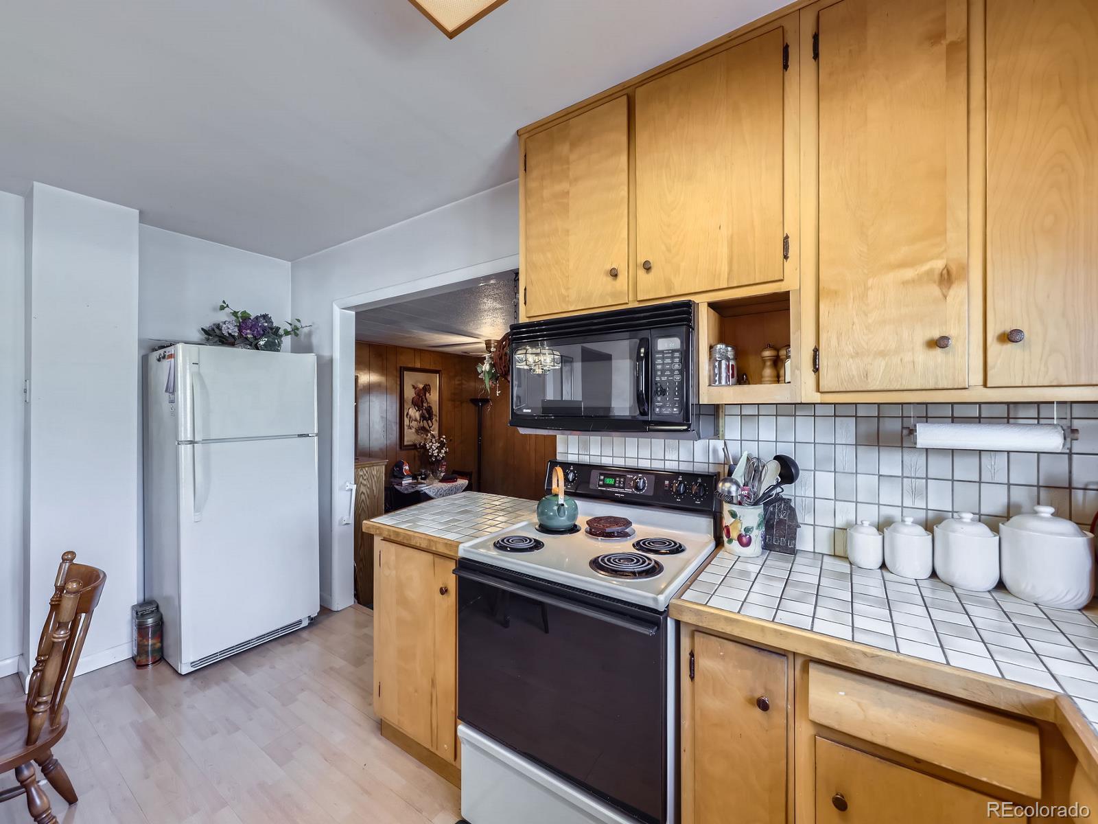 MLS Image #11 for 2220 w 73rd place,denver, Colorado