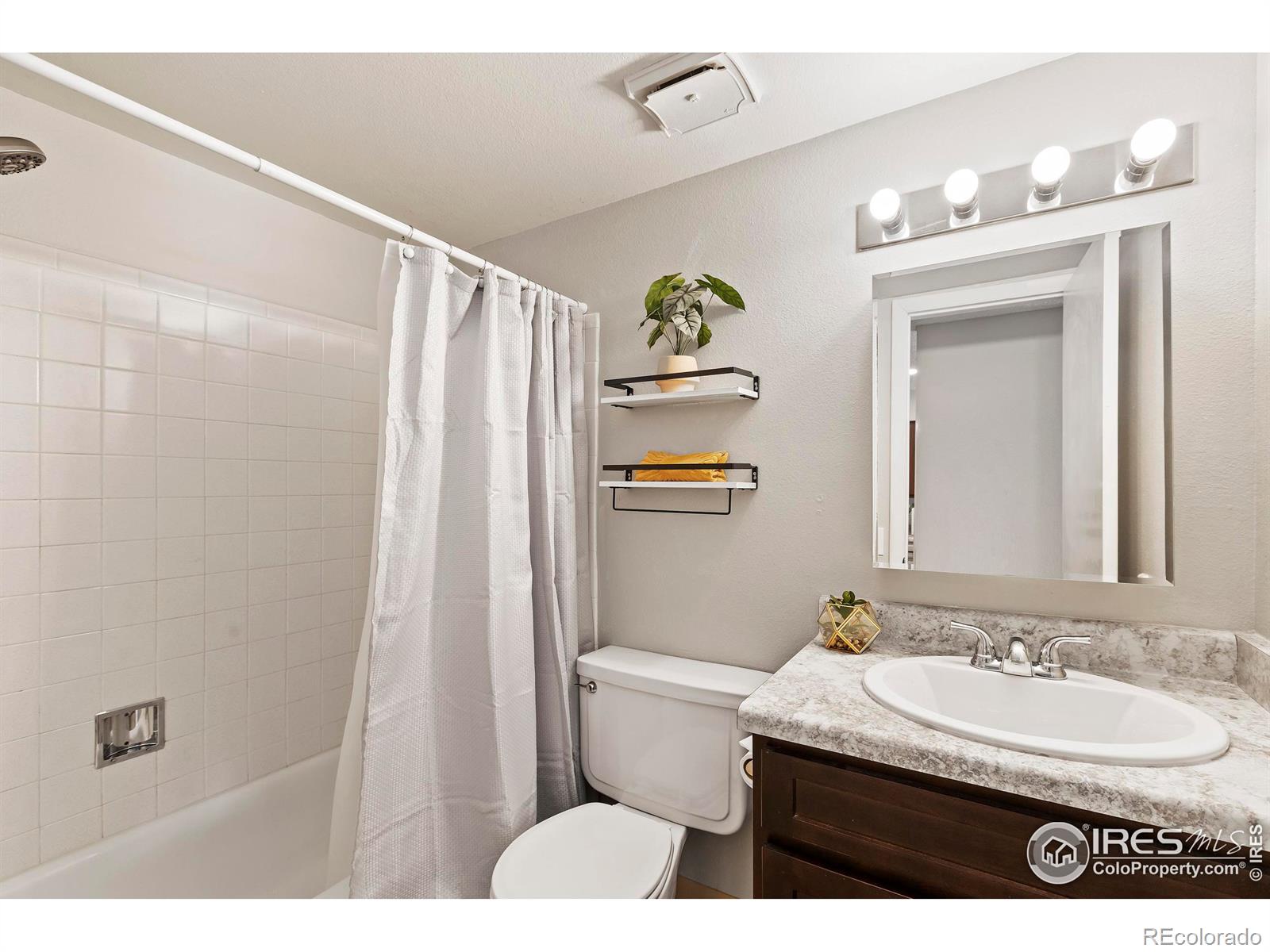 MLS Image #15 for 1705  heatheridge road,fort collins, Colorado