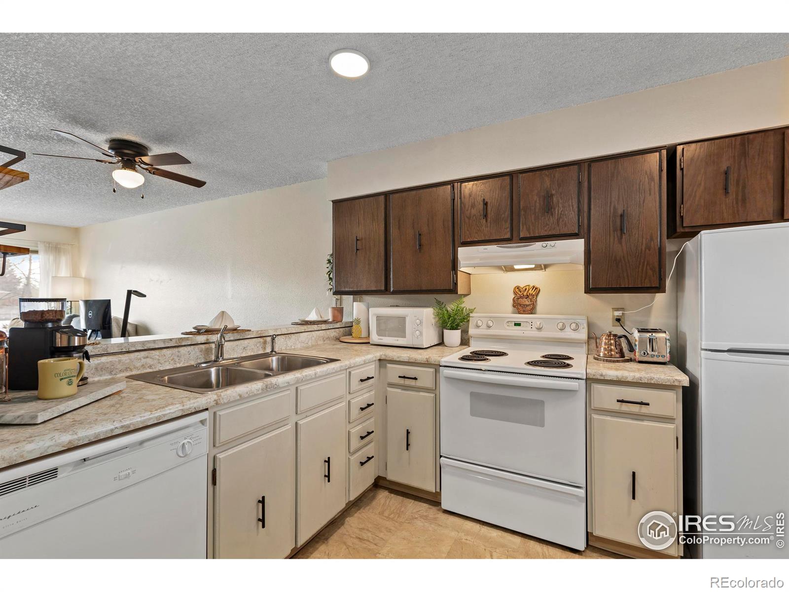 MLS Image #4 for 1705  heatheridge road,fort collins, Colorado