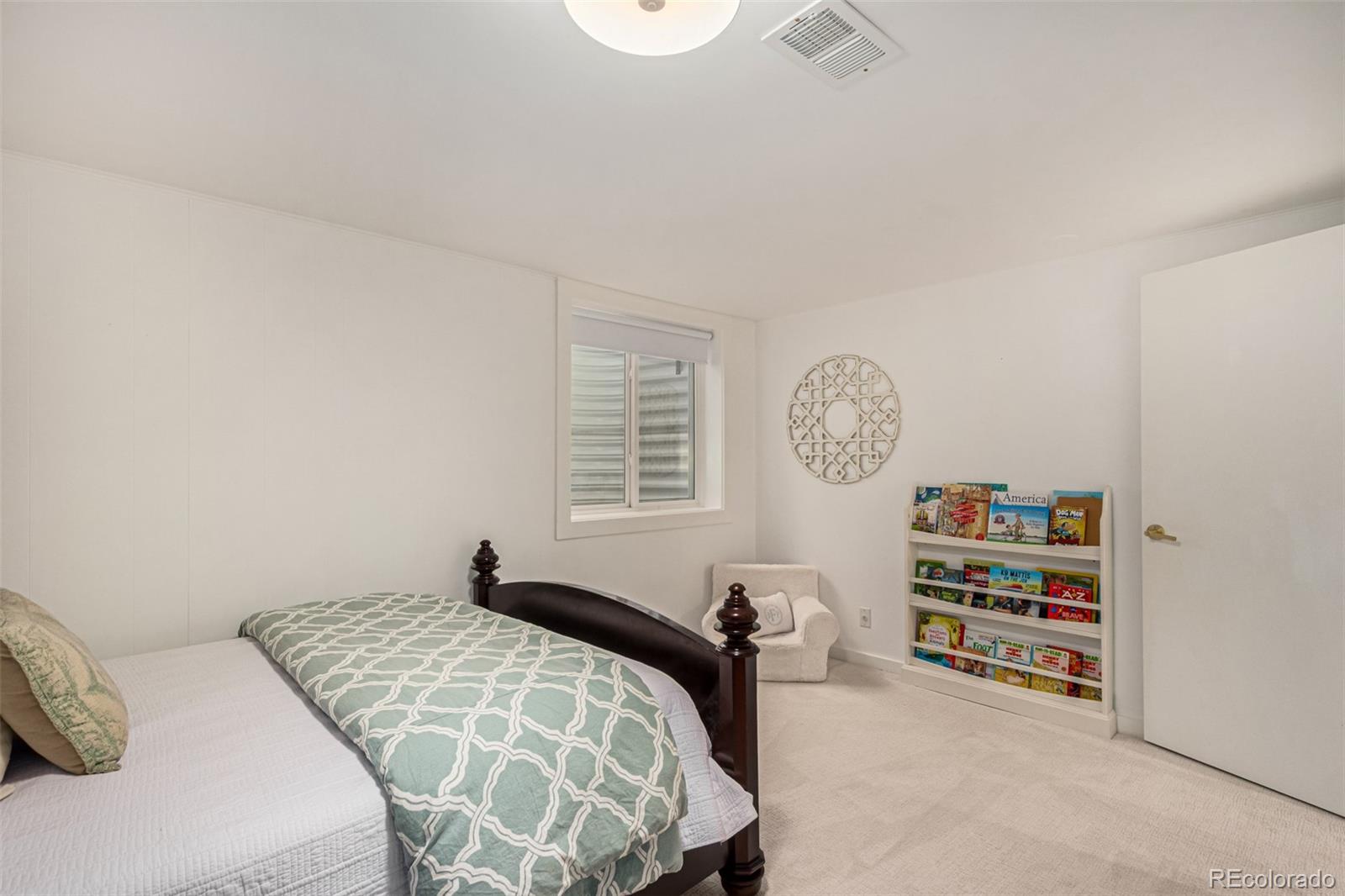 MLS Image #26 for 374  holly street,denver, Colorado