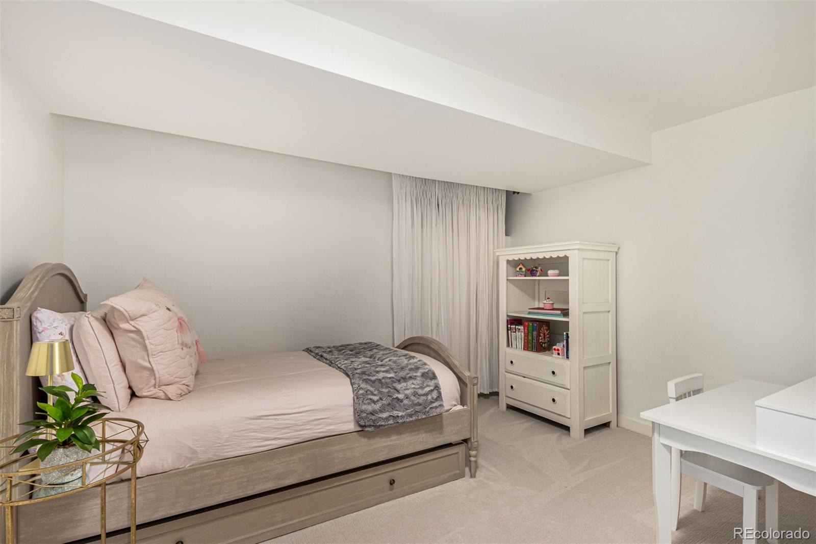 MLS Image #28 for 374  holly street,denver, Colorado