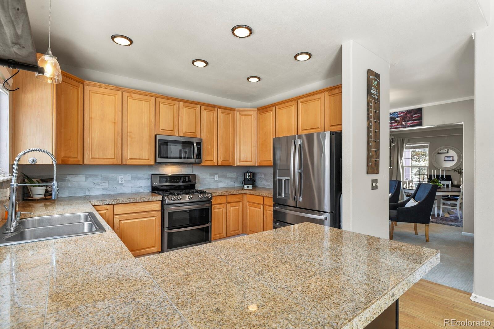 MLS Image #8 for 5405 s sicily street,aurora, Colorado