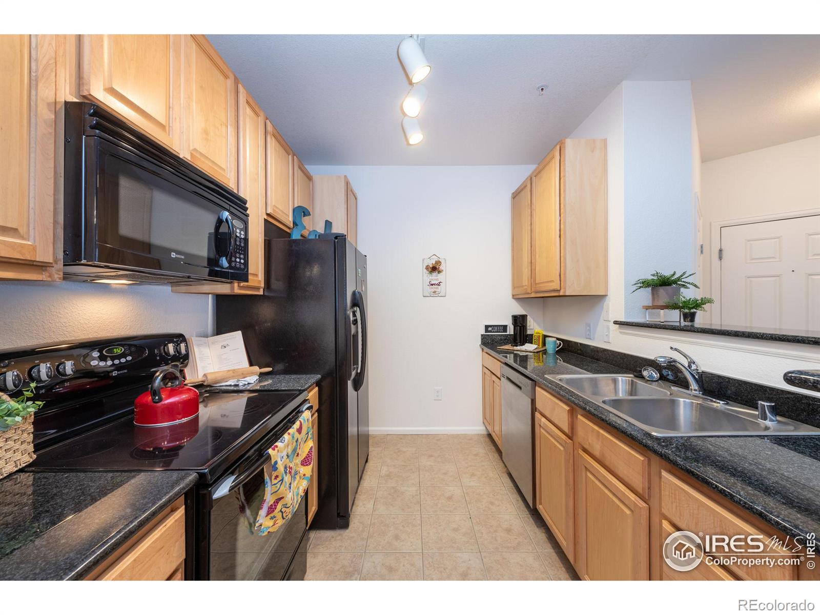 MLS Image #8 for 3100  blue sky circle,erie, Colorado