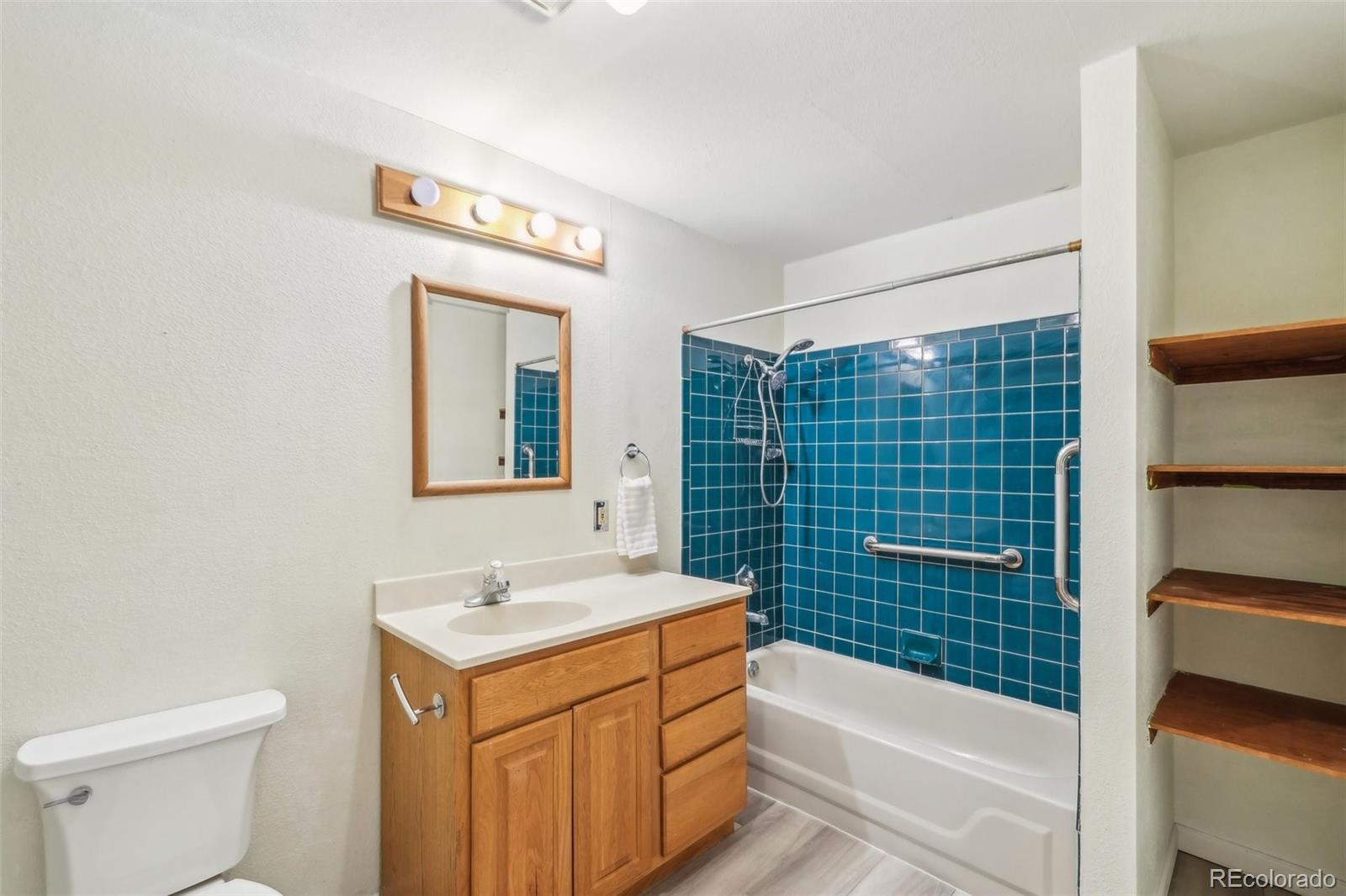 MLS Image #29 for 2043 e nichols drive,centennial, Colorado