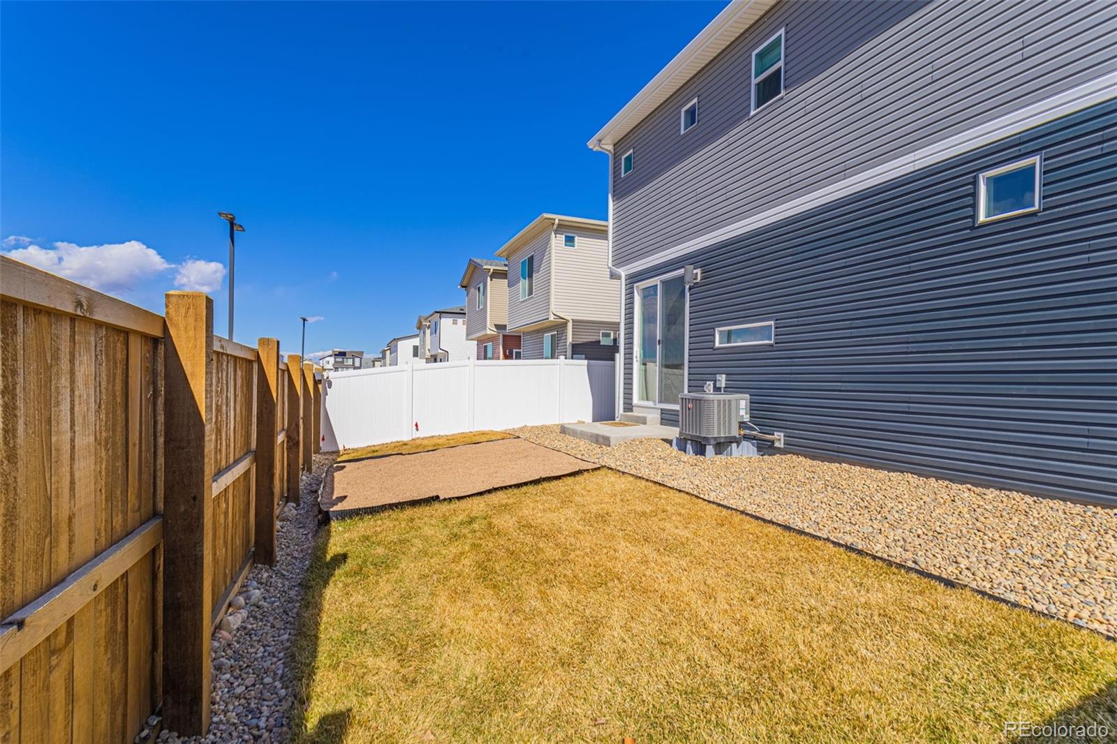 MLS Image #21 for 5043 n walden way,denver, Colorado