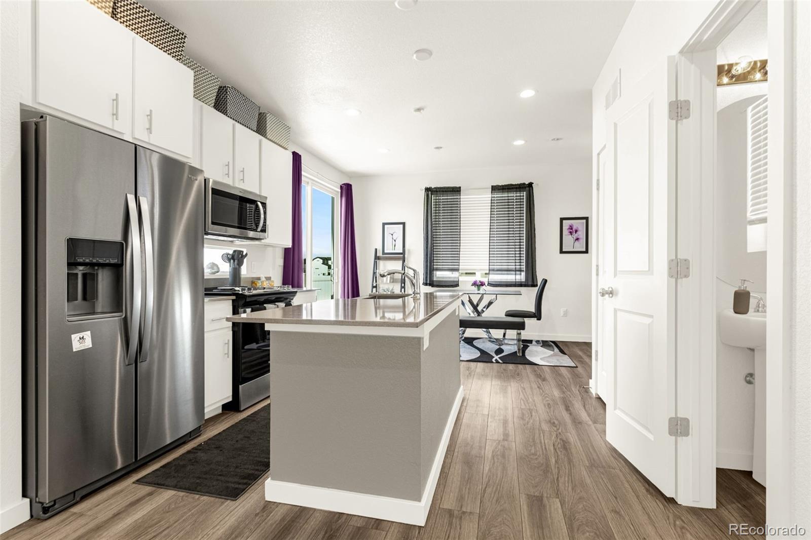 MLS Image #4 for 5043 n walden way,denver, Colorado