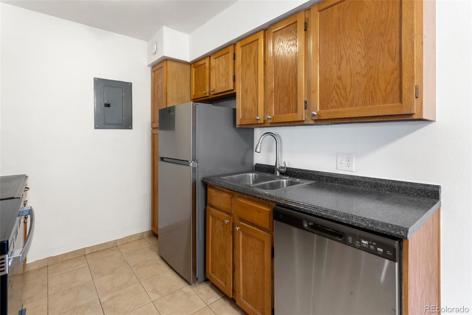 MLS Image #10 for 10150 e virginia avenue 4-104,denver, Colorado