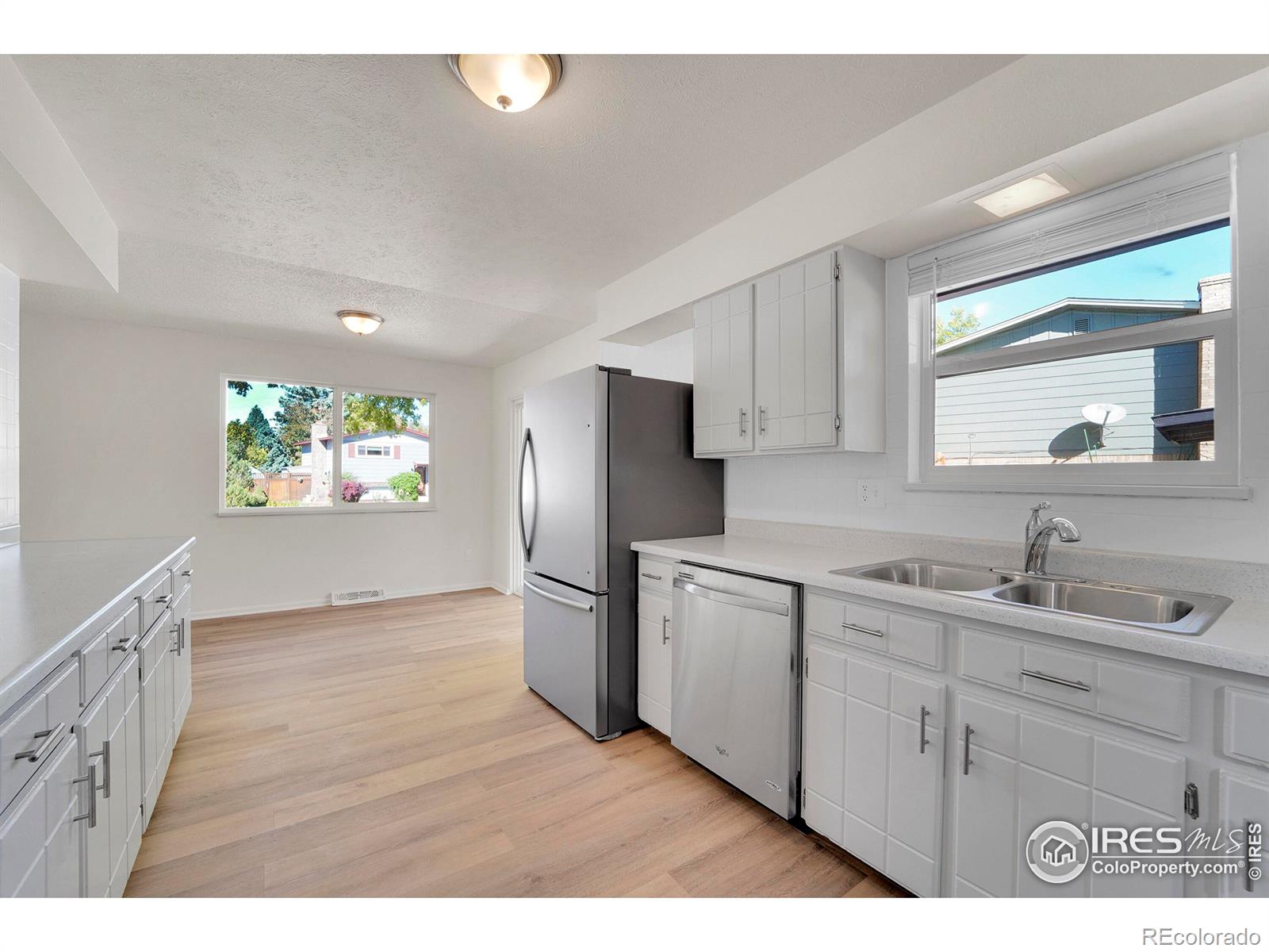 MLS Image #9 for 1368  torreys peak drive,longmont, Colorado