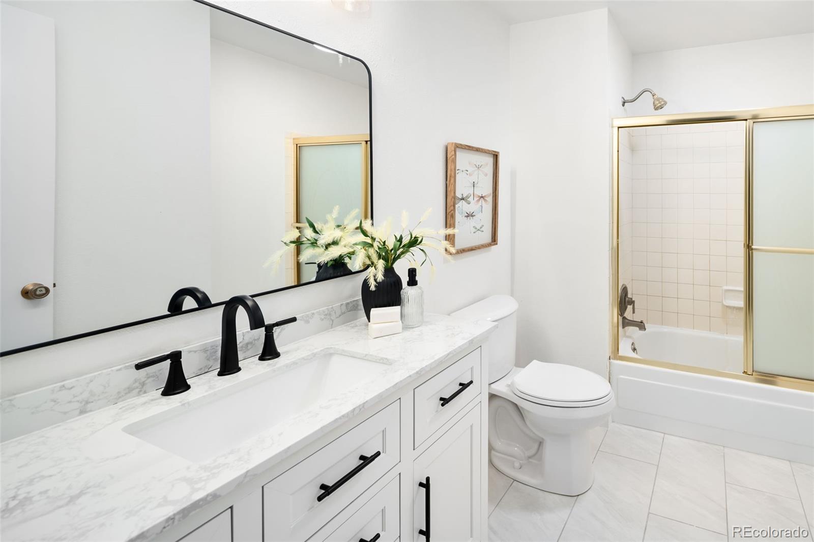MLS Image #4 for 6463 s vance street,littleton, Colorado
