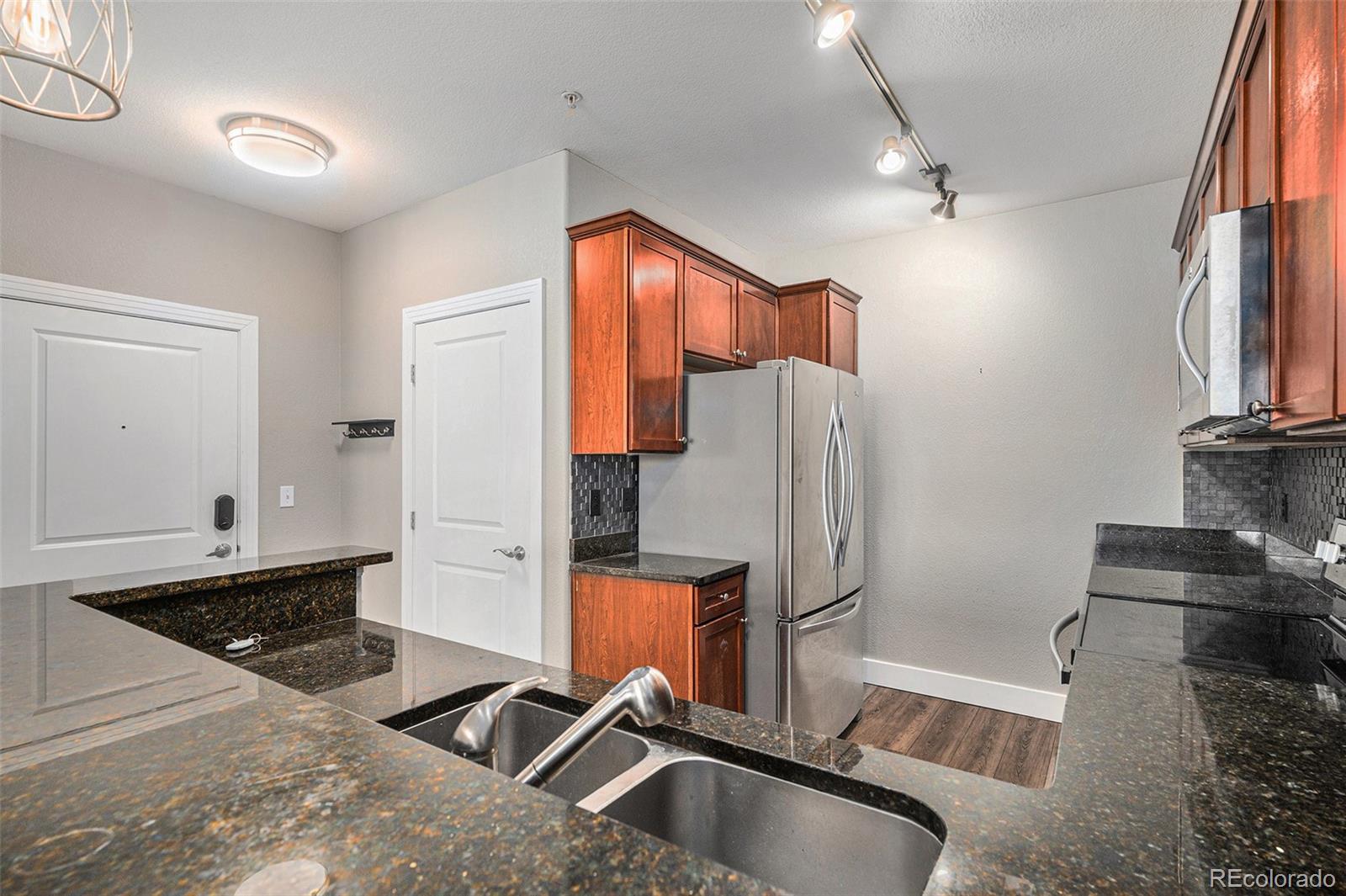 MLS Image #7 for 9039 e panorama circle,englewood, Colorado