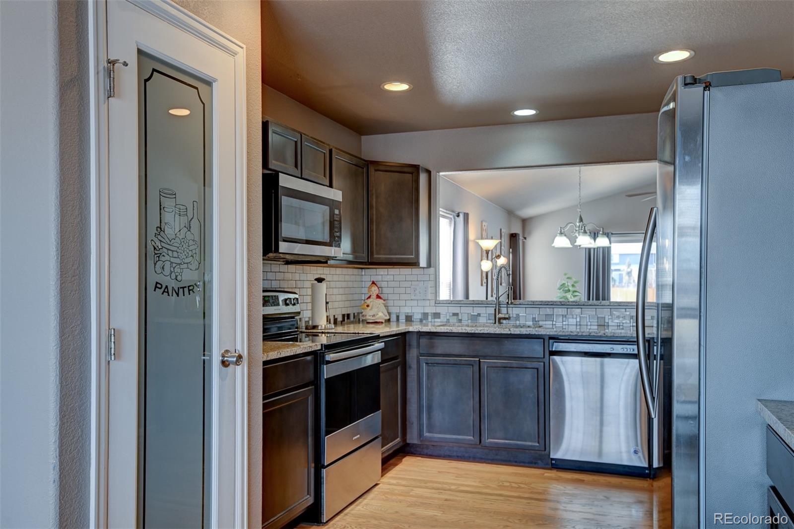 MLS Image #8 for 6514  harvey lane,colorado springs, Colorado