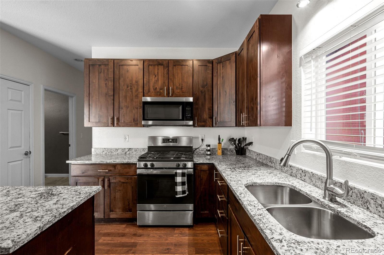 MLS Image #2 for 1131  5th avenue,deer trail, Colorado