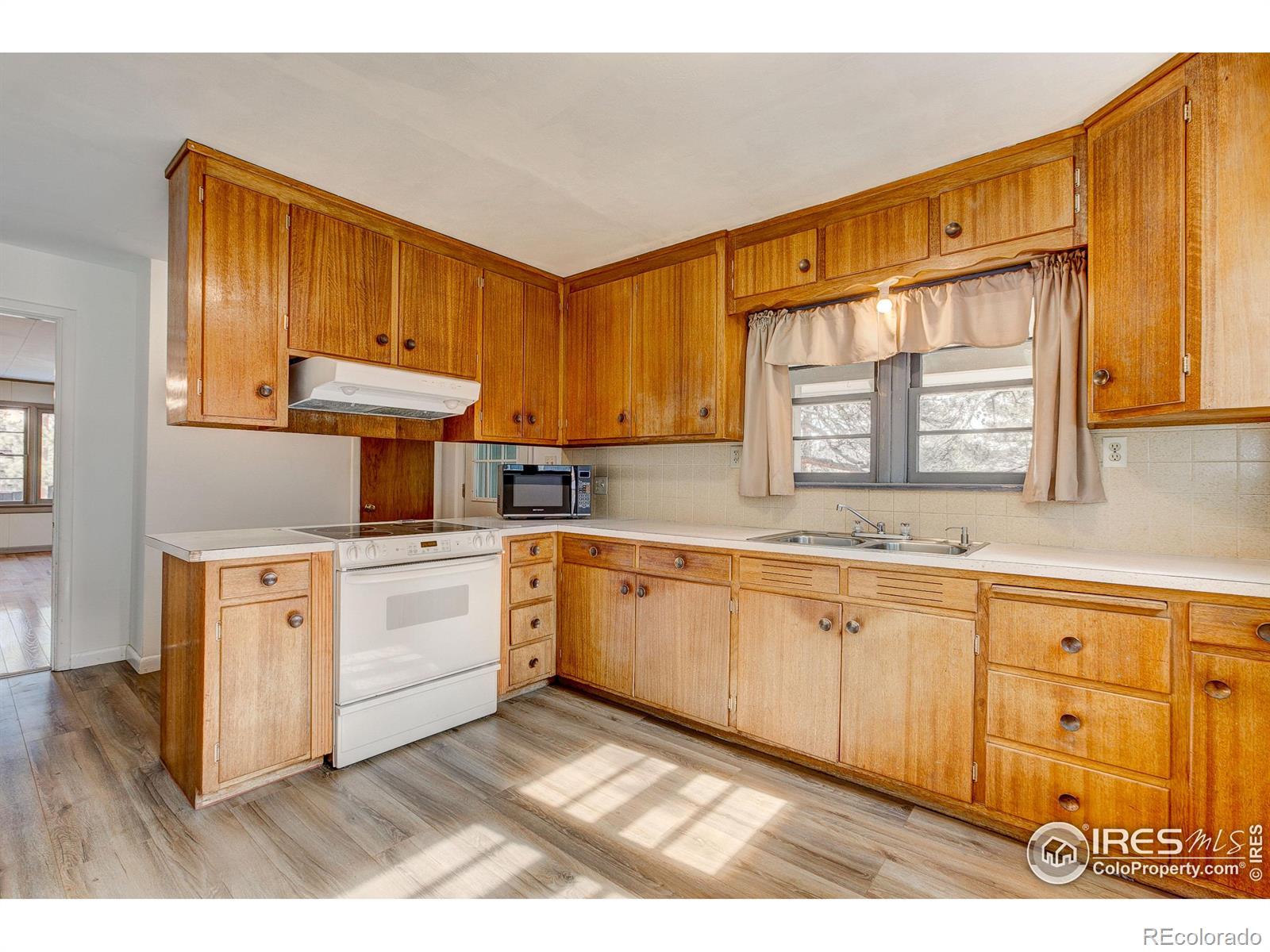 MLS Image #3 for 850  shady lane,estes park, Colorado