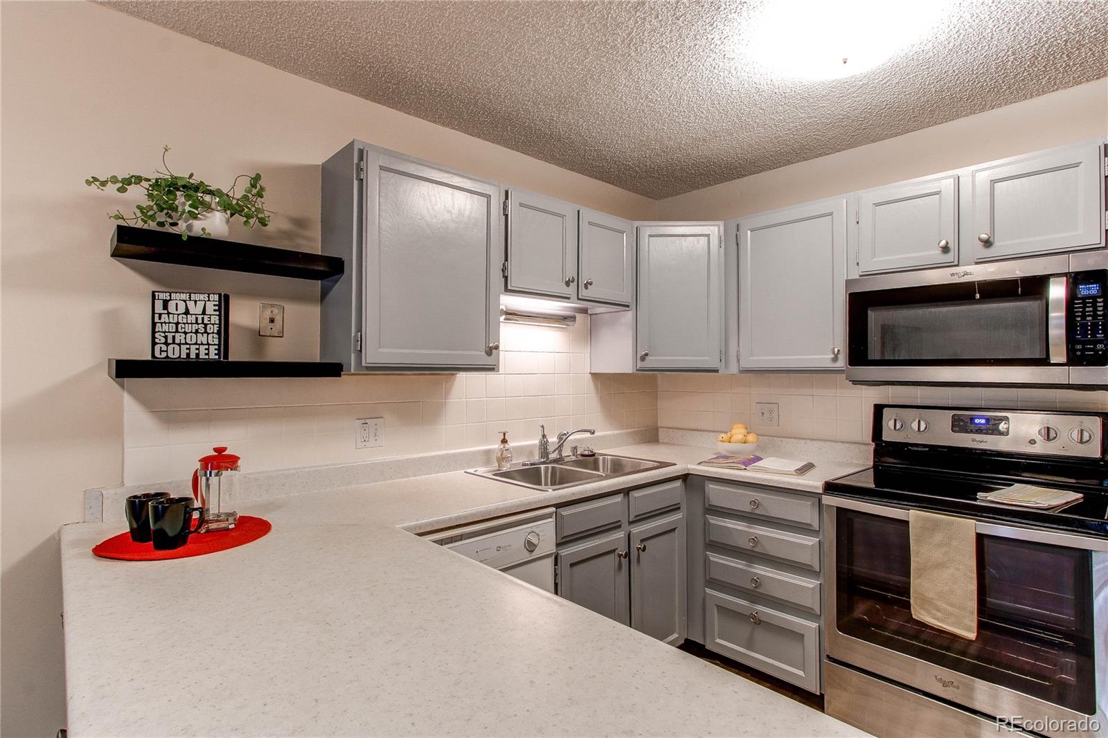 MLS Image #8 for 3184 s heather gardens way,aurora, Colorado