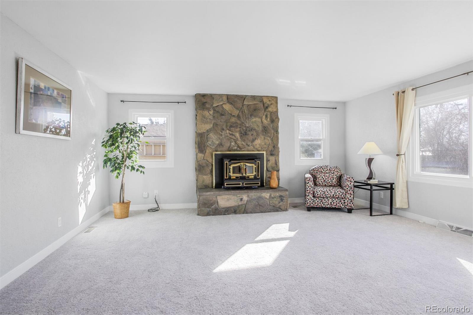 MLS Image #3 for 1376 s zephyr court,lakewood, Colorado