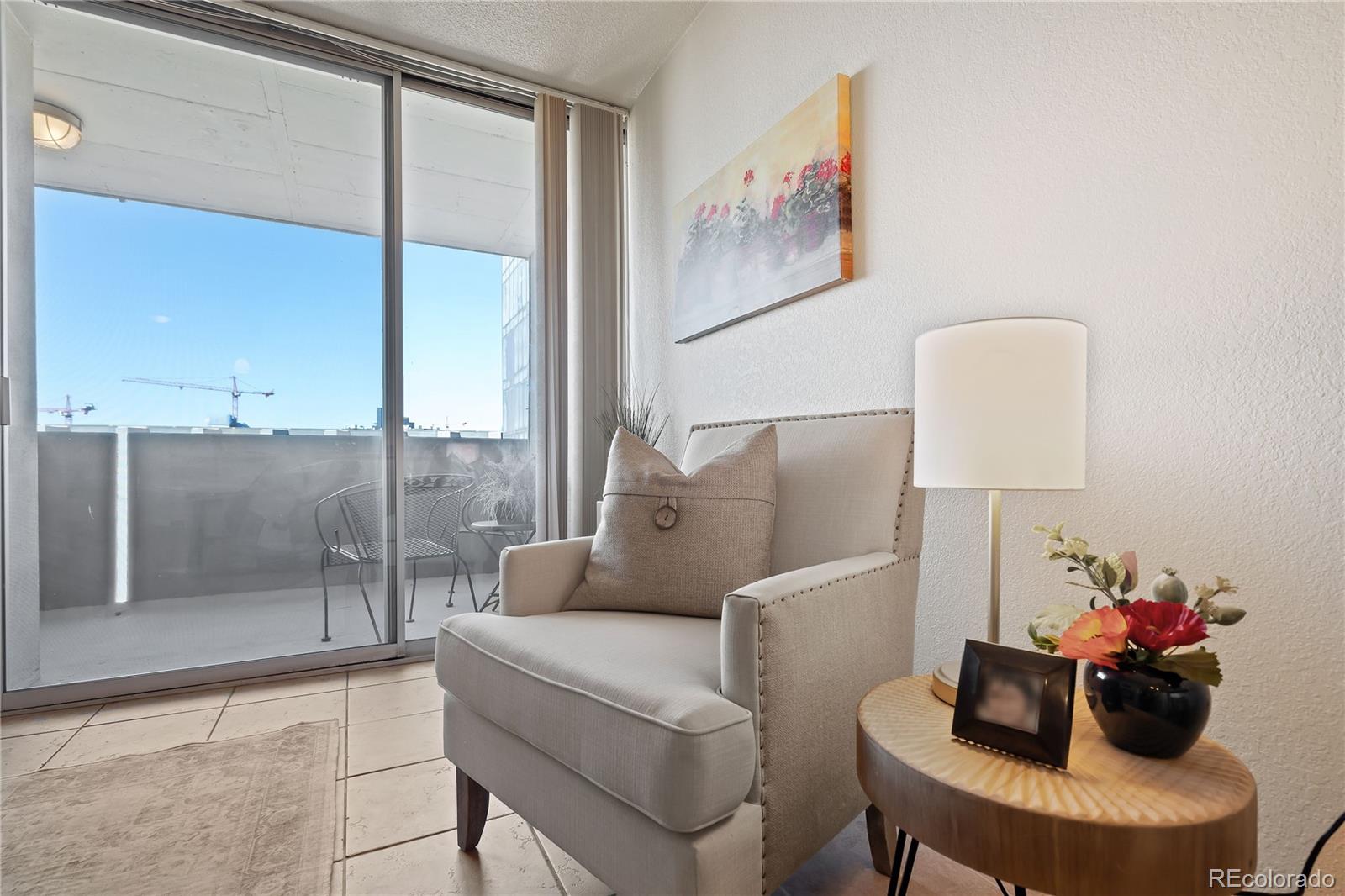 MLS Image #24 for 909 n logan street,denver, Colorado
