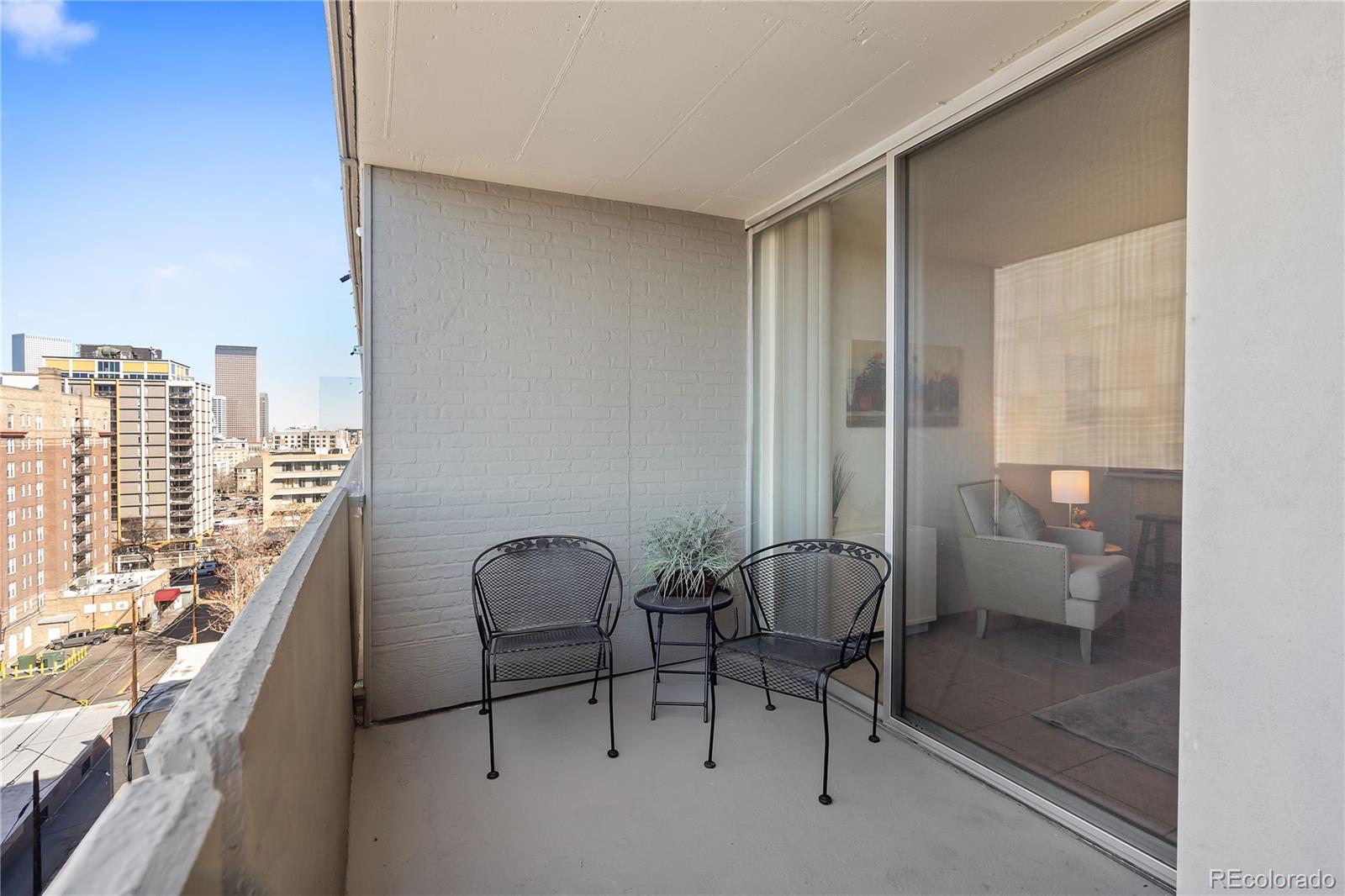MLS Image #28 for 909 n logan street,denver, Colorado