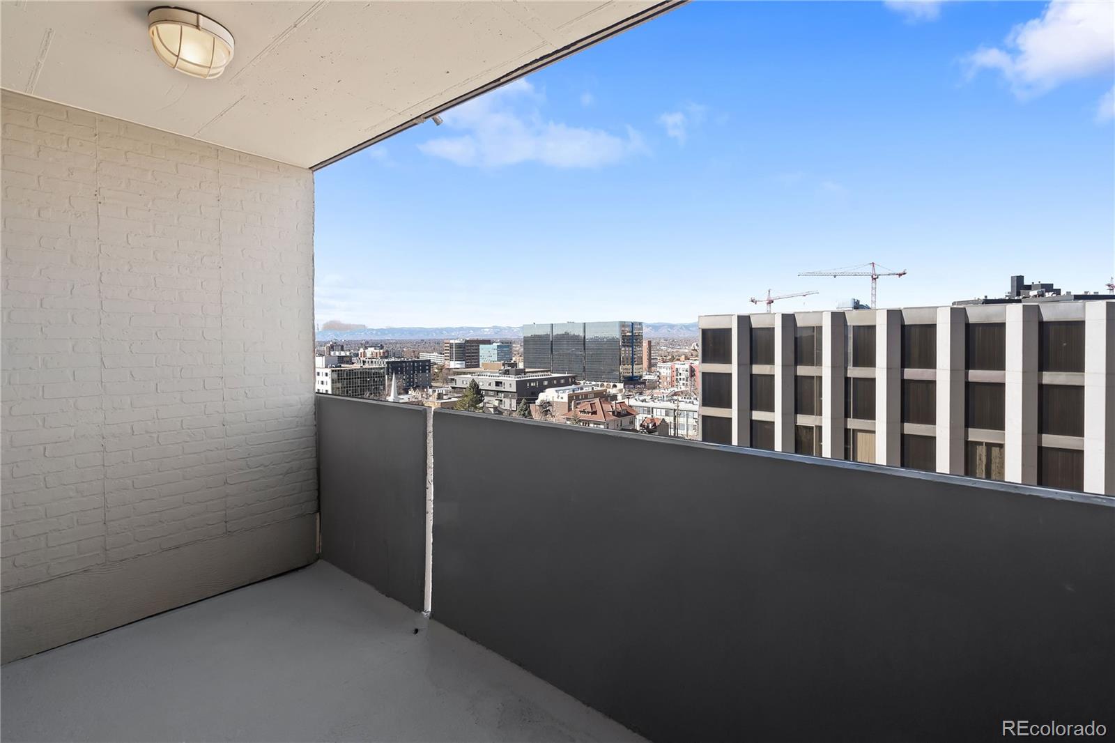 MLS Image #29 for 909 n logan street,denver, Colorado