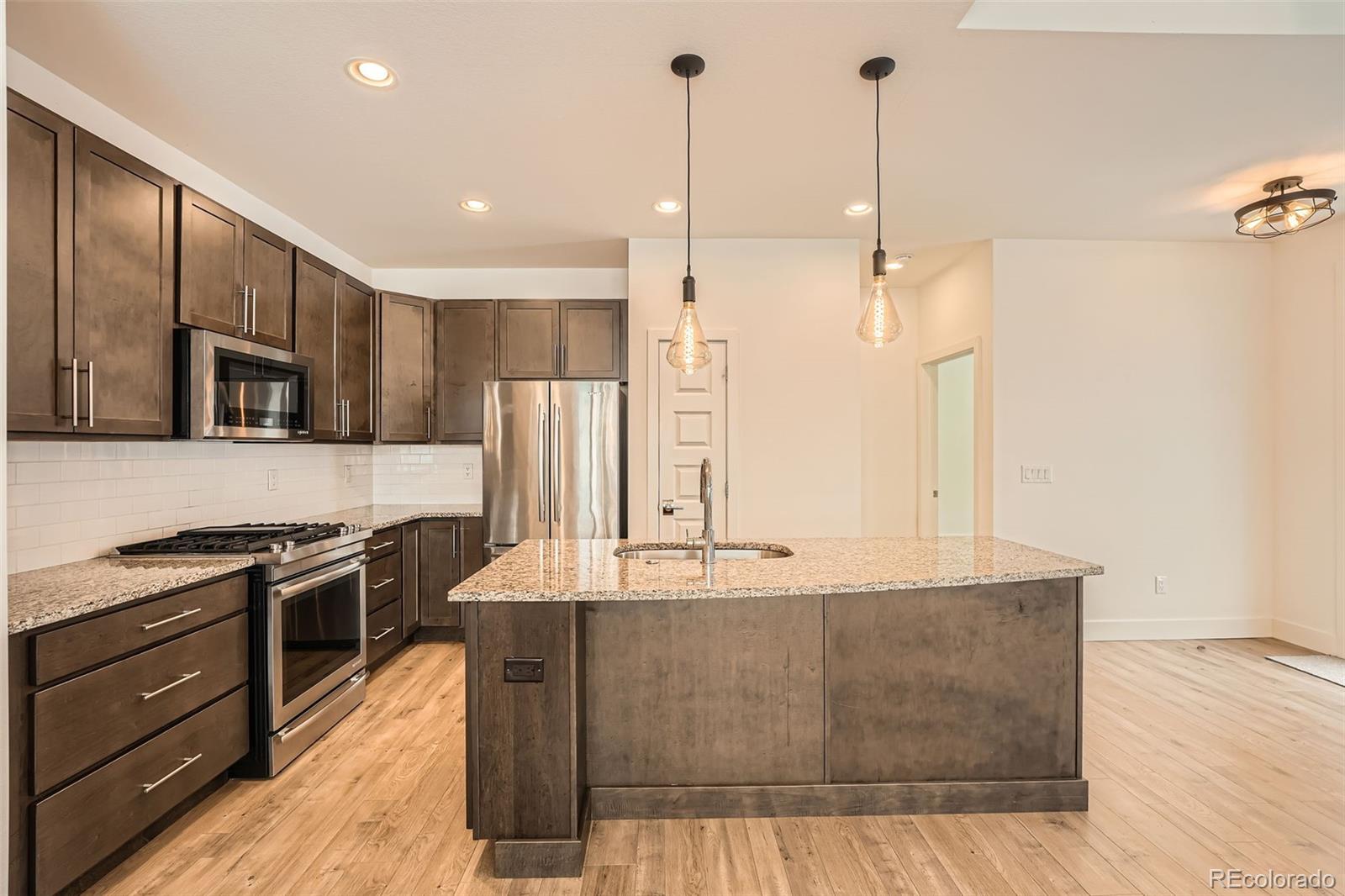 MLS Image #10 for 12441 w virginia avenue,lakewood, Colorado