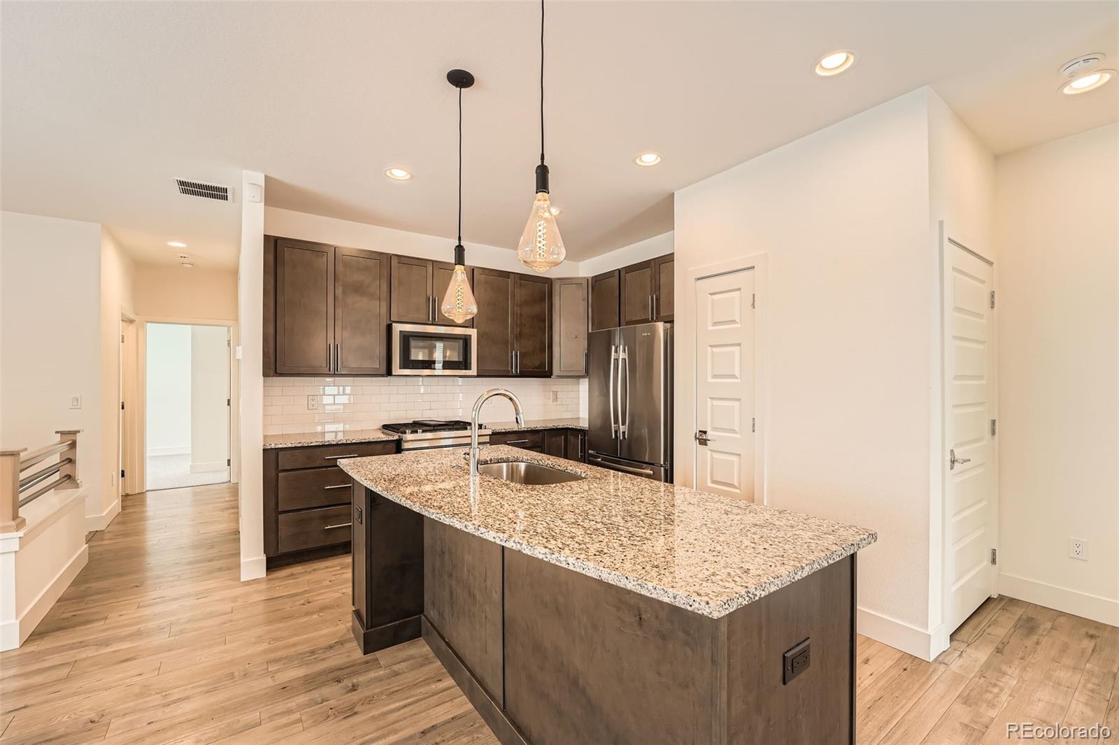 MLS Image #11 for 12441 w virginia avenue,lakewood, Colorado