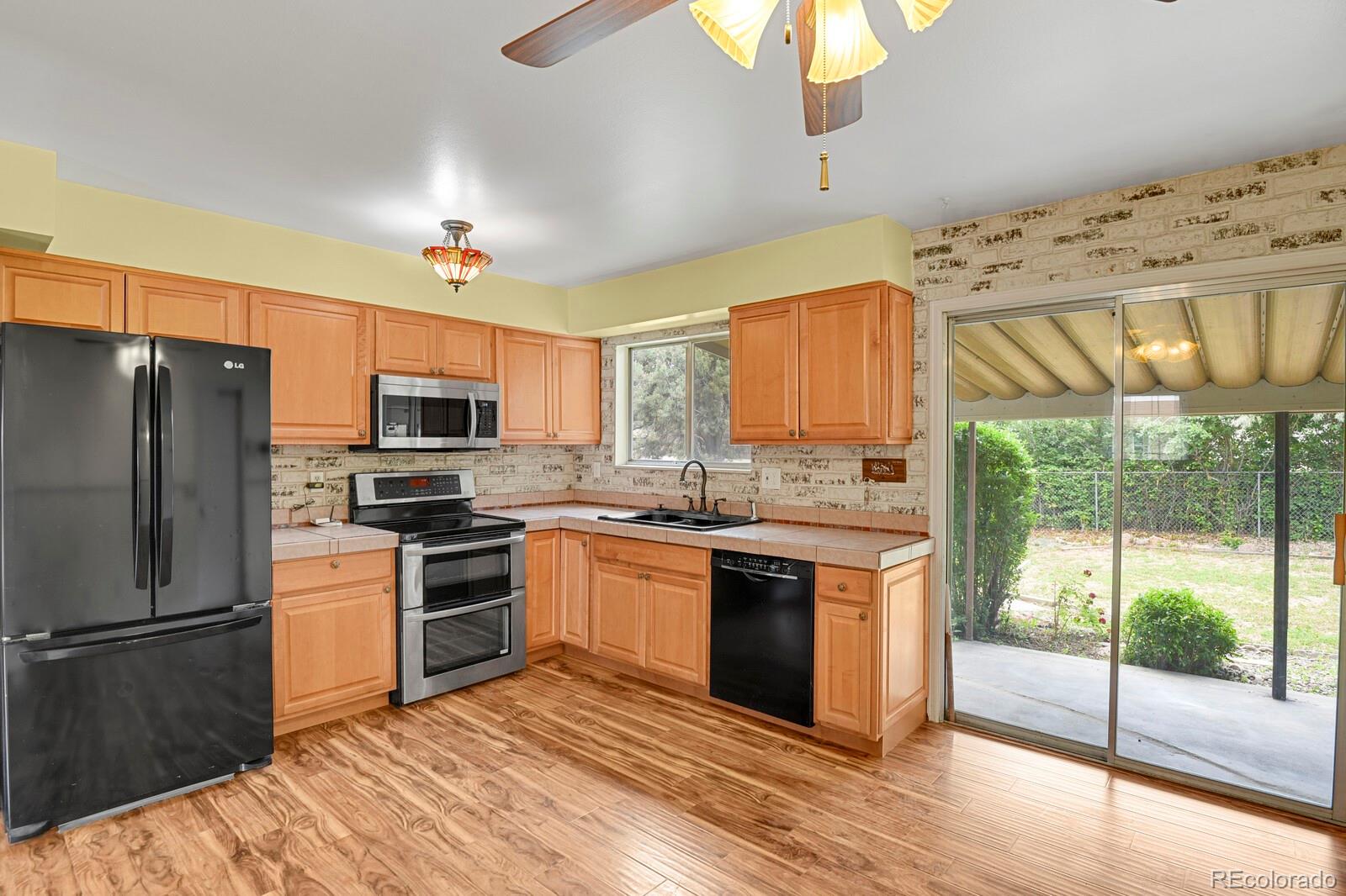 MLS Image #11 for 4425 s zang street,morrison, Colorado