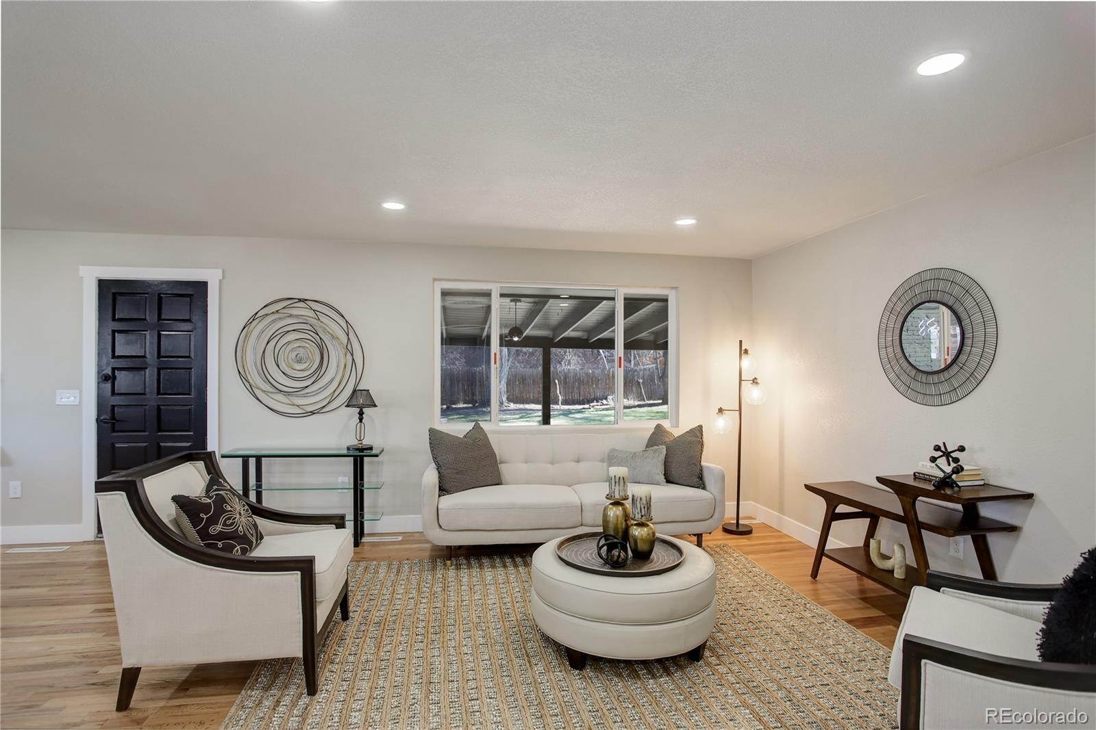 MLS Image #10 for 2202 s grape street,denver, Colorado