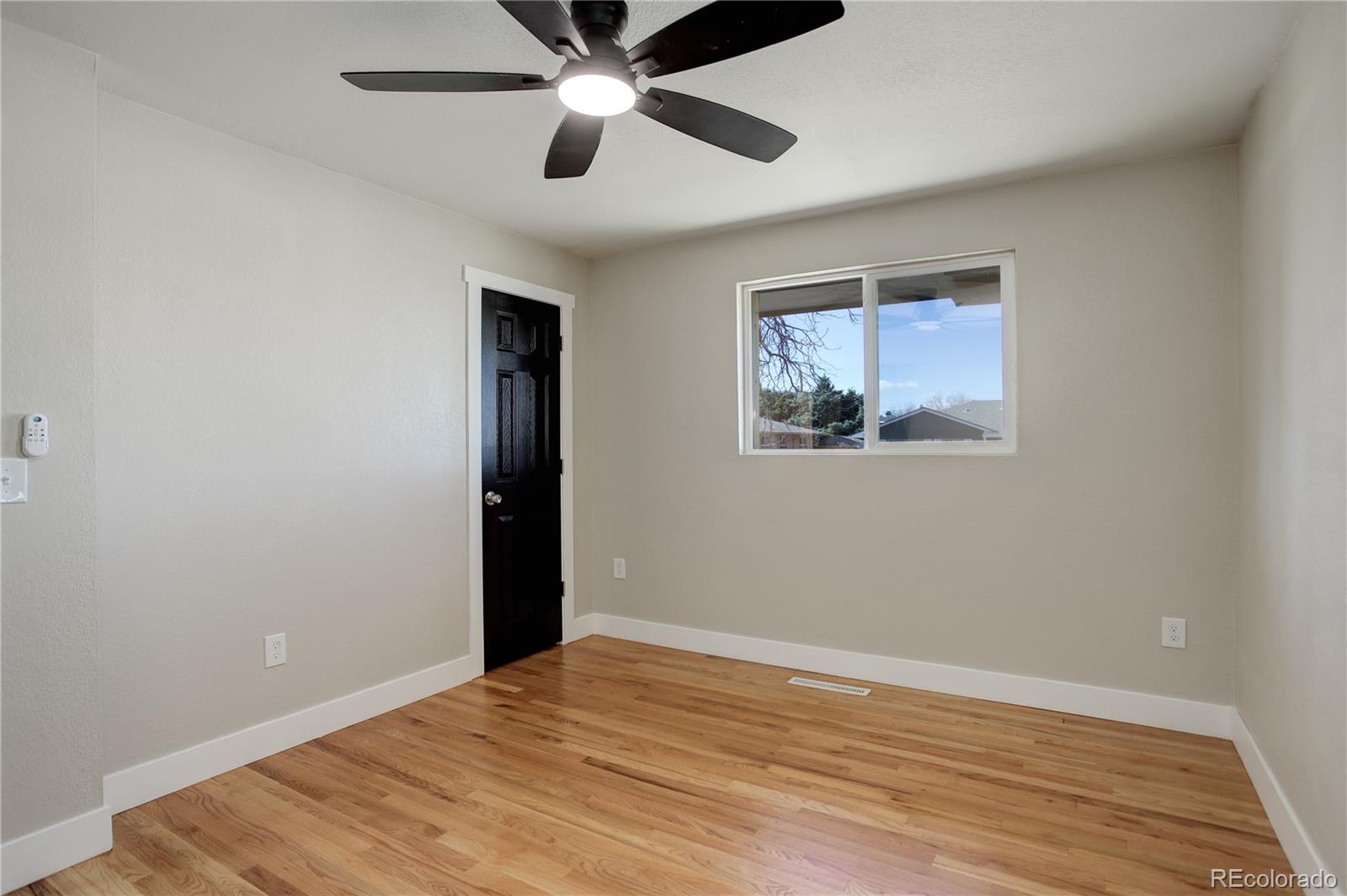 MLS Image #21 for 2202 s grape street,denver, Colorado
