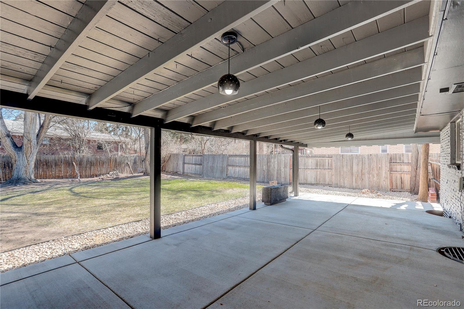 MLS Image #23 for 2202 s grape street,denver, Colorado