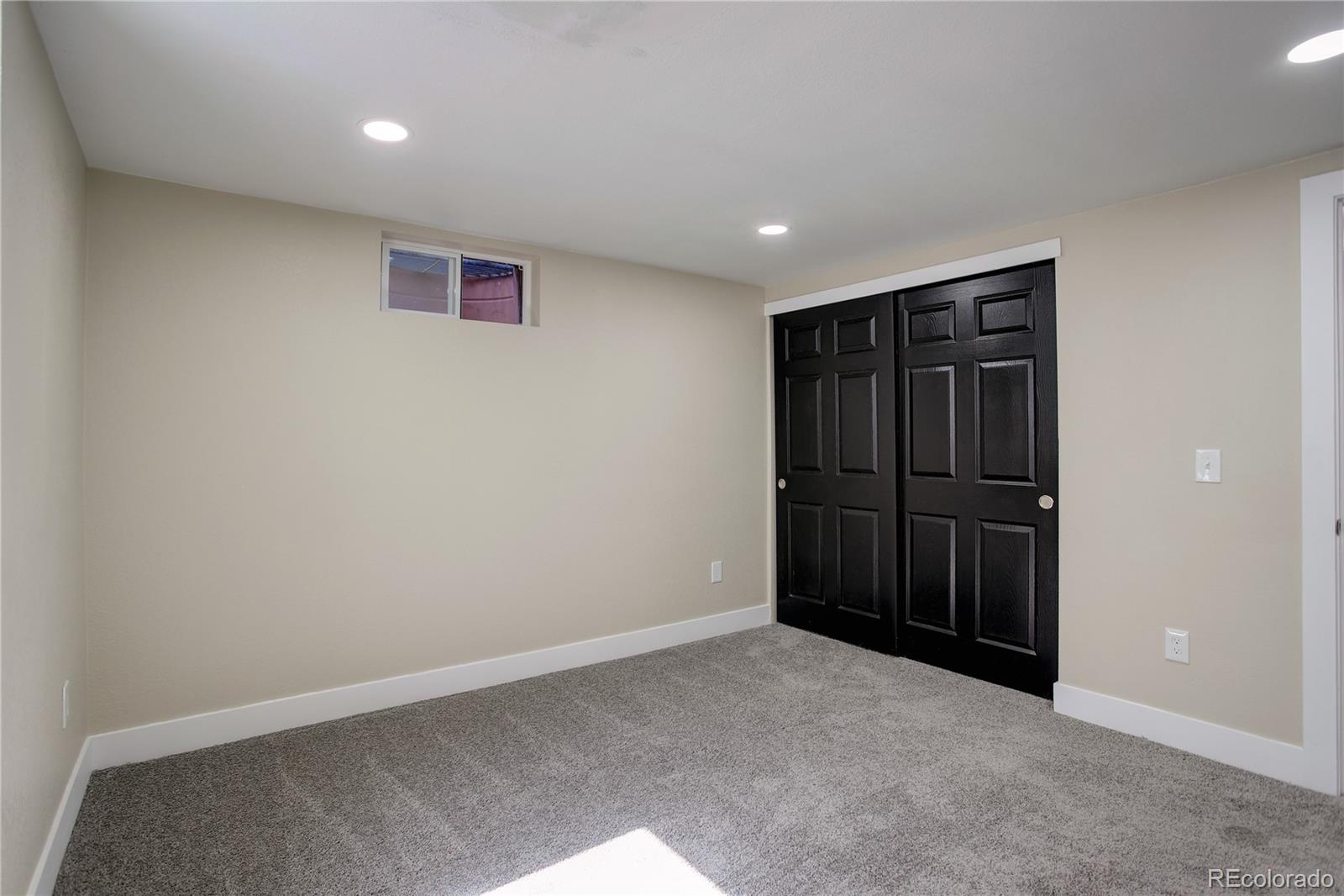MLS Image #28 for 2202 s grape street,denver, Colorado