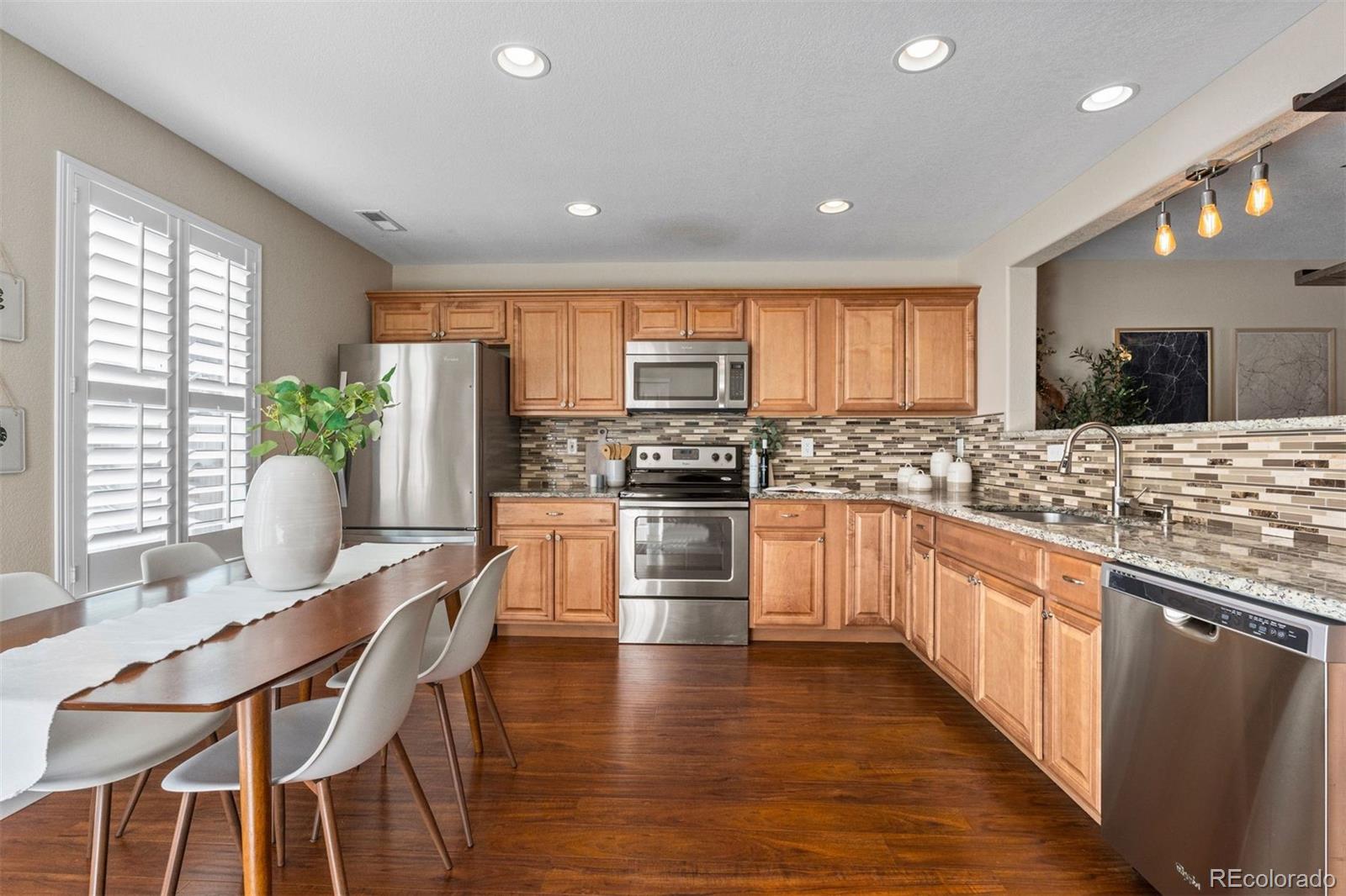 MLS Image #6 for 7887 s kittredge circle,englewood, Colorado