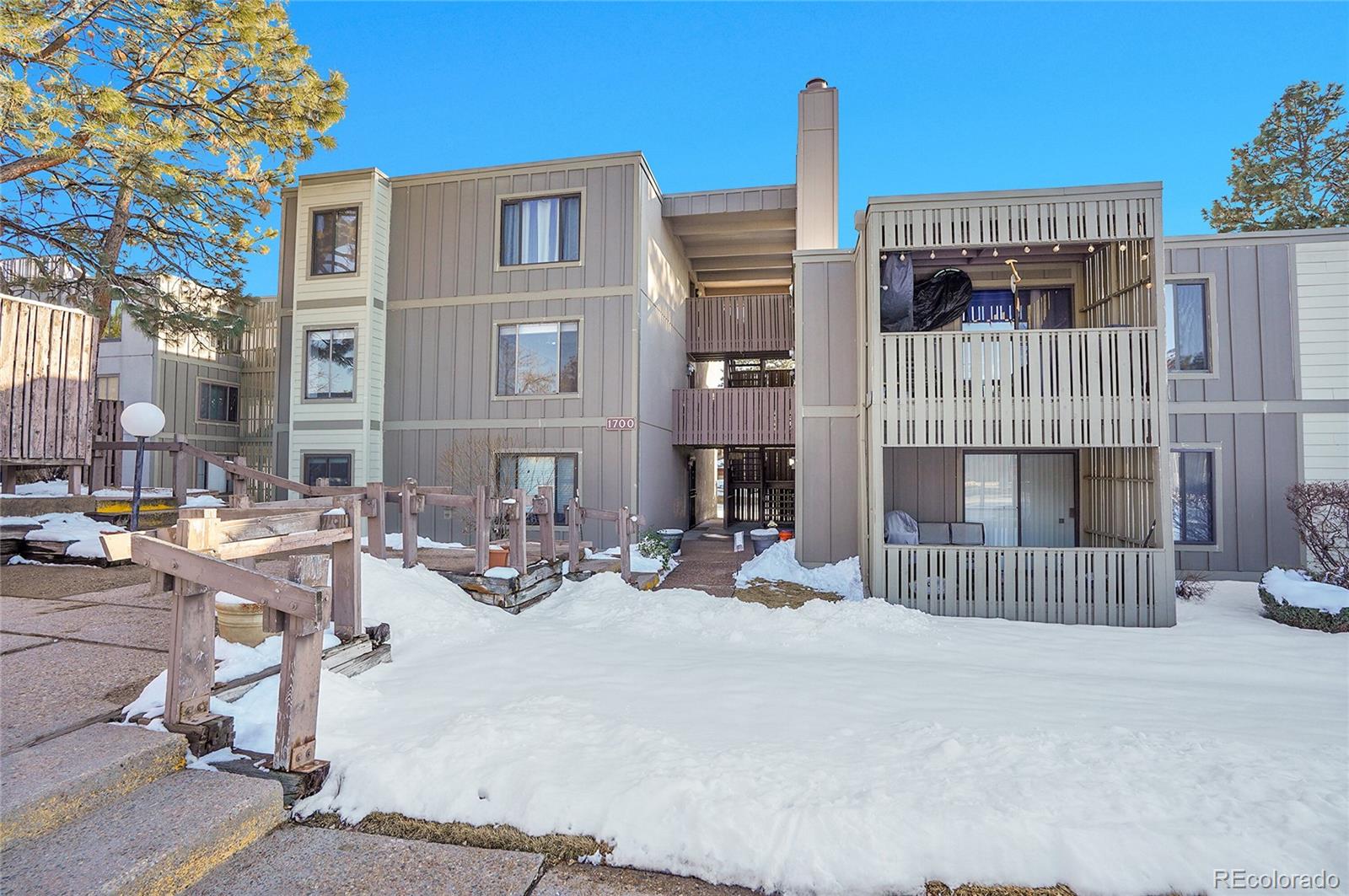 MLS Image #0 for 2525 s dayton way,denver, Colorado