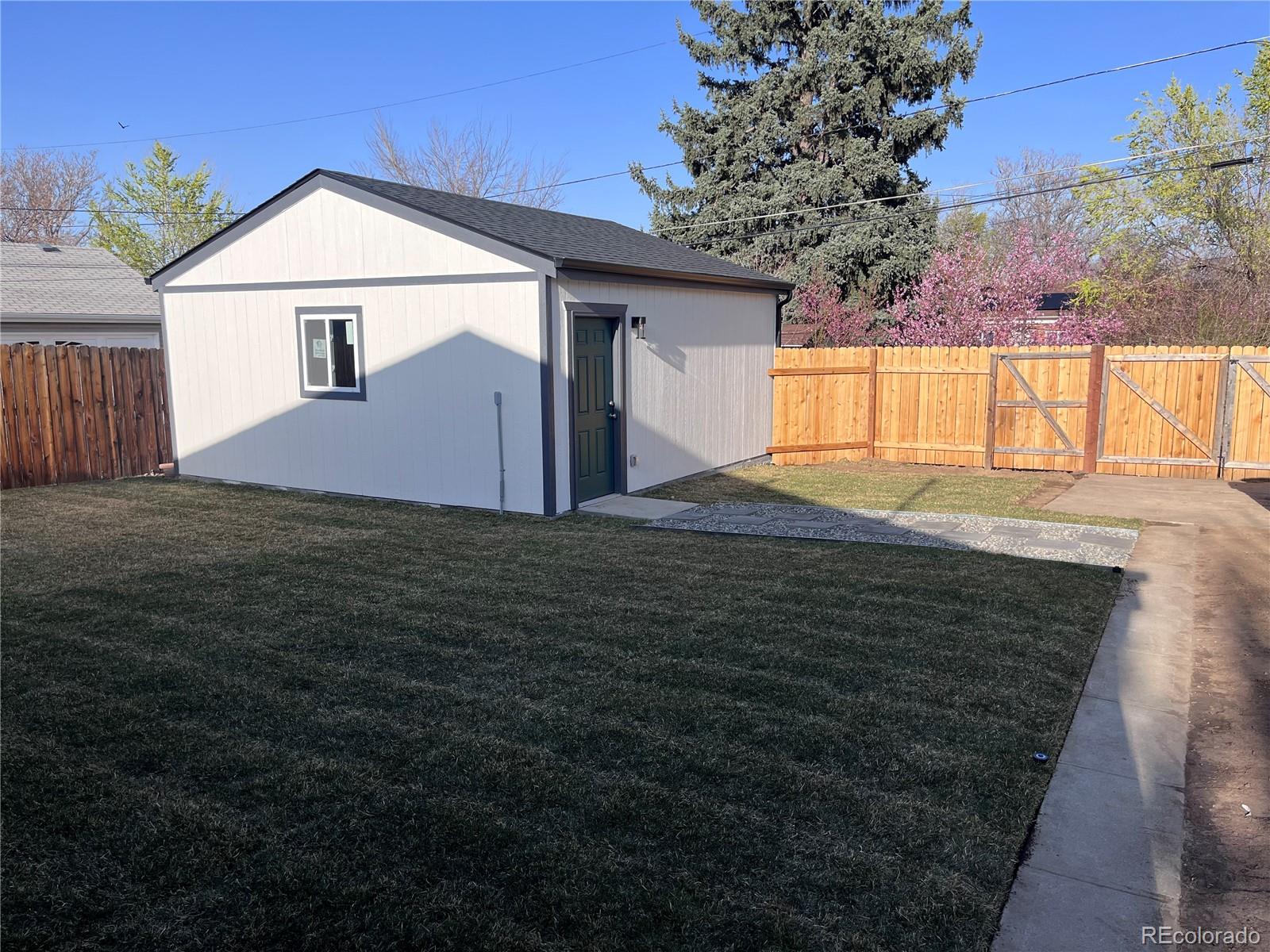 MLS Image #33 for 3242 n albion street,denver, Colorado