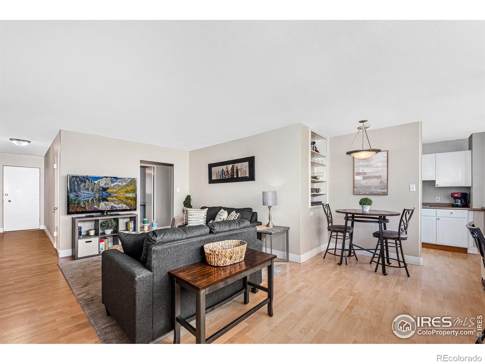 MLS Image #3 for 1196 n grant street 710,denver, Colorado