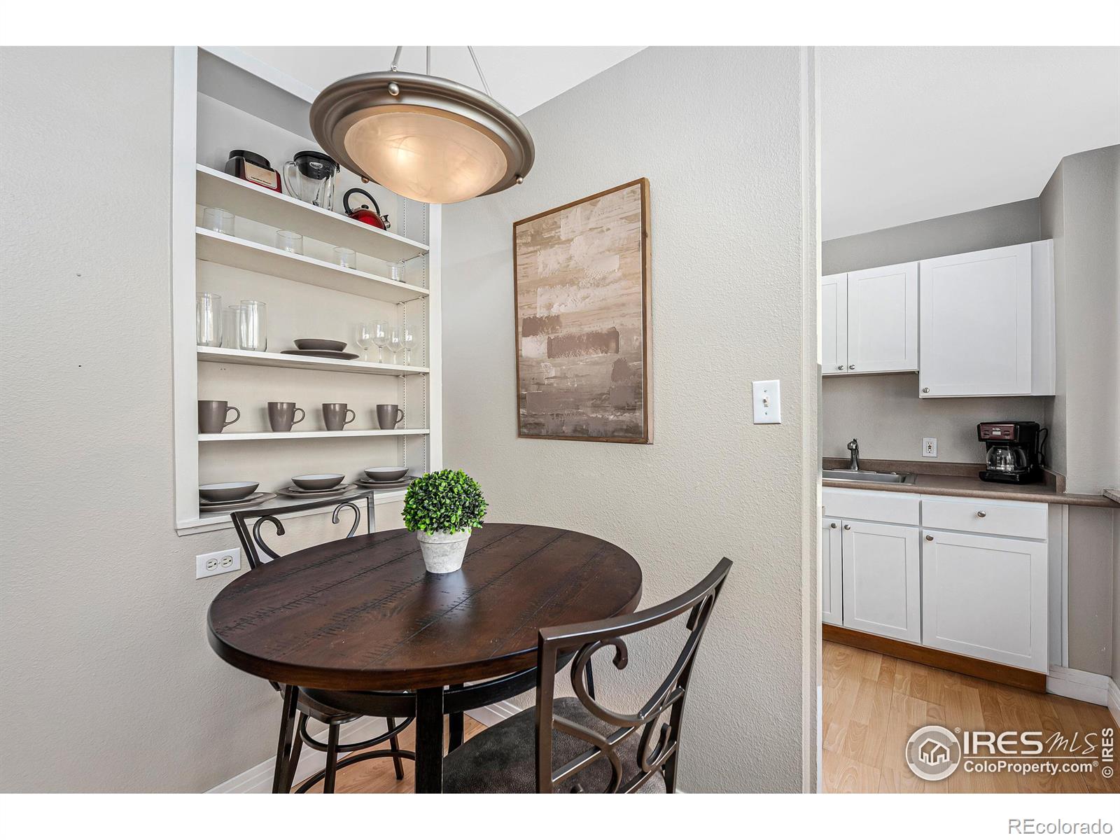 MLS Image #6 for 1196 n grant street 710,denver, Colorado