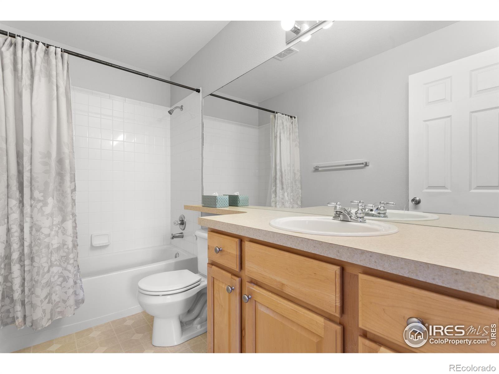 MLS Image #22 for 2133  copper creek drive,fort collins, Colorado