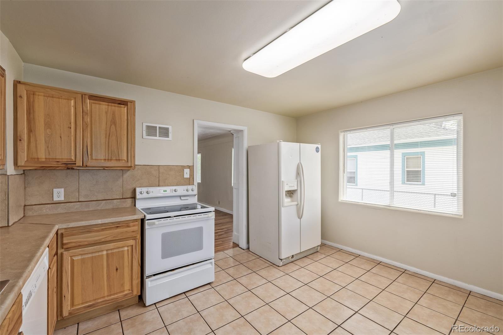 MLS Image #7 for 907  4th avenue,greeley, Colorado