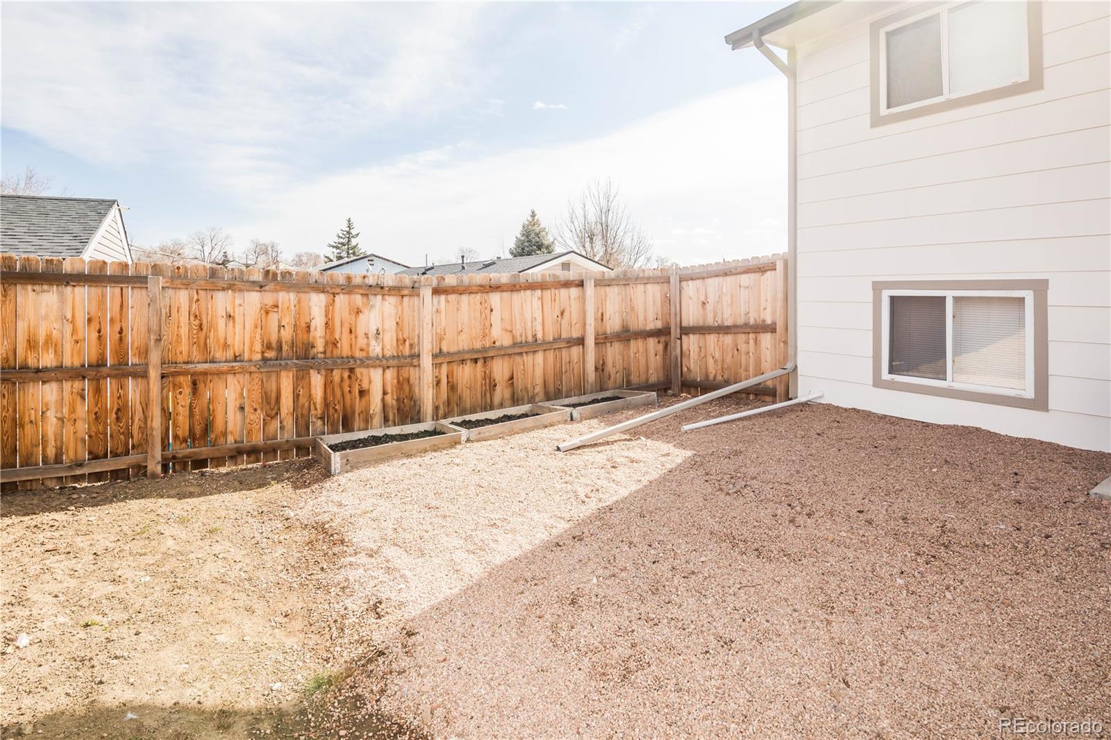 MLS Image #34 for 441  elbert way,denver, Colorado