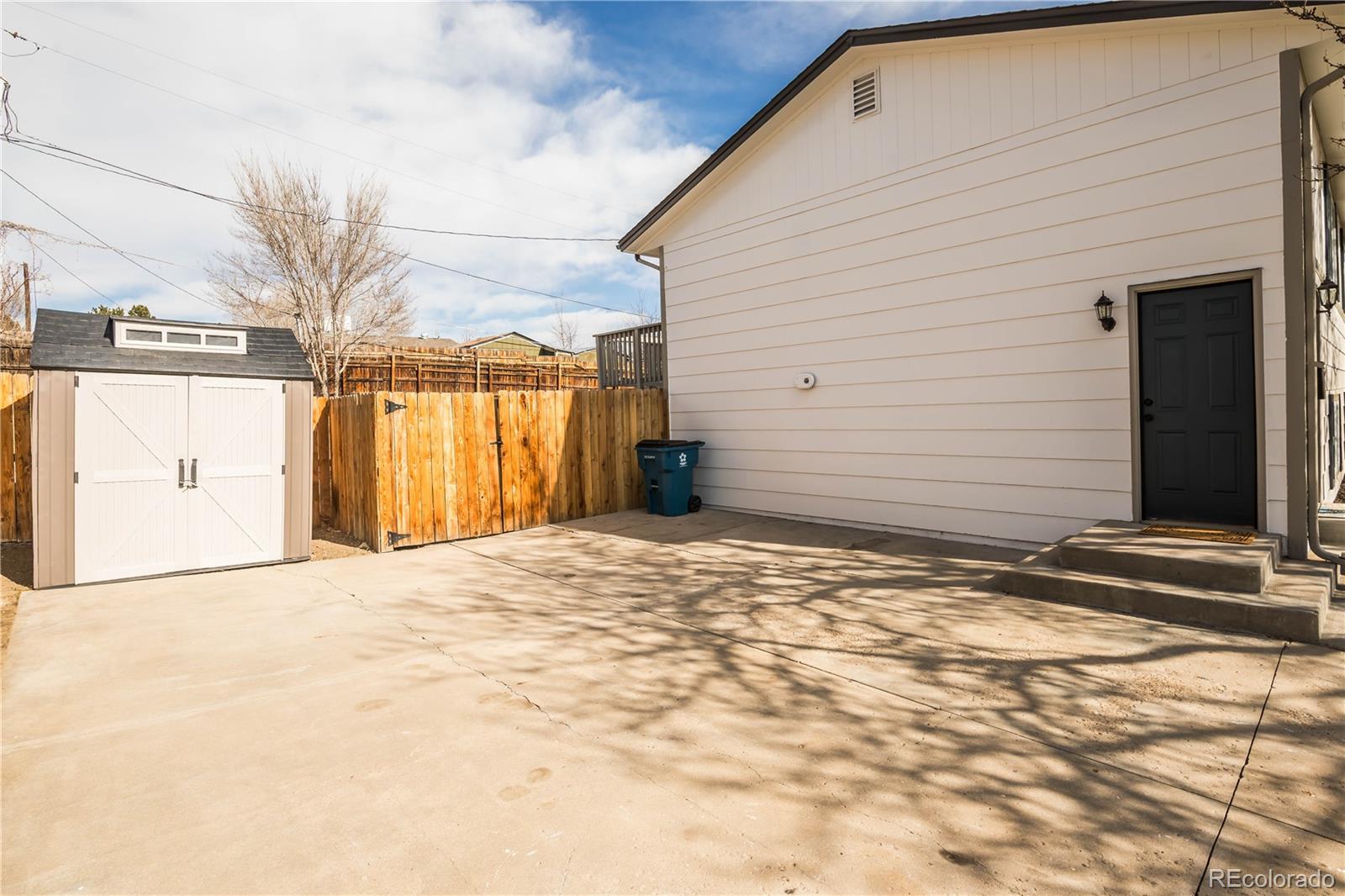 MLS Image #35 for 441  elbert way,denver, Colorado